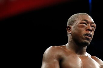 Berto has had rough goes against far lesser opponents than Mayweather.