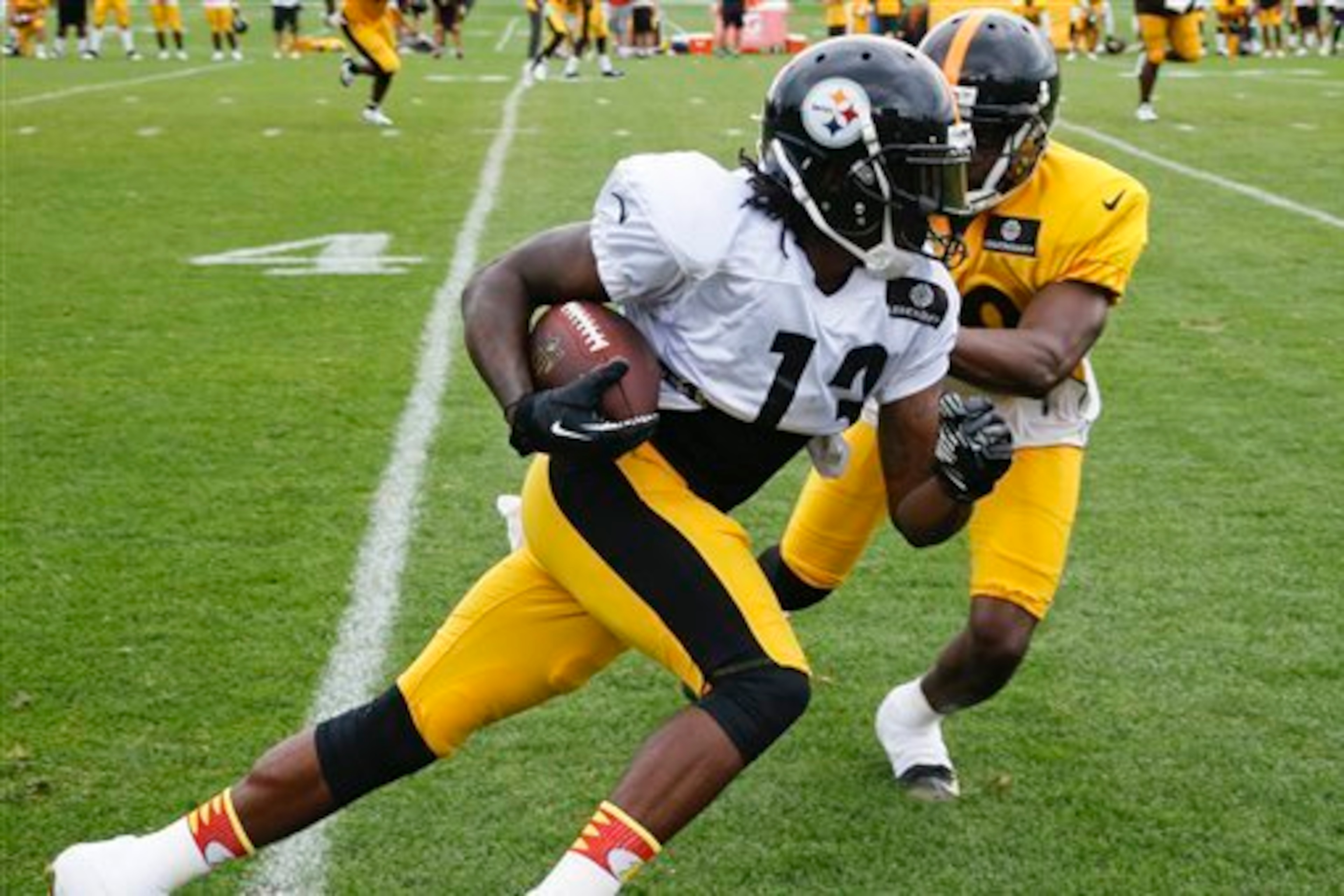 How often will Dri Archer touch the ball, and will he be fielding most of the Steelers' kickoffs?
