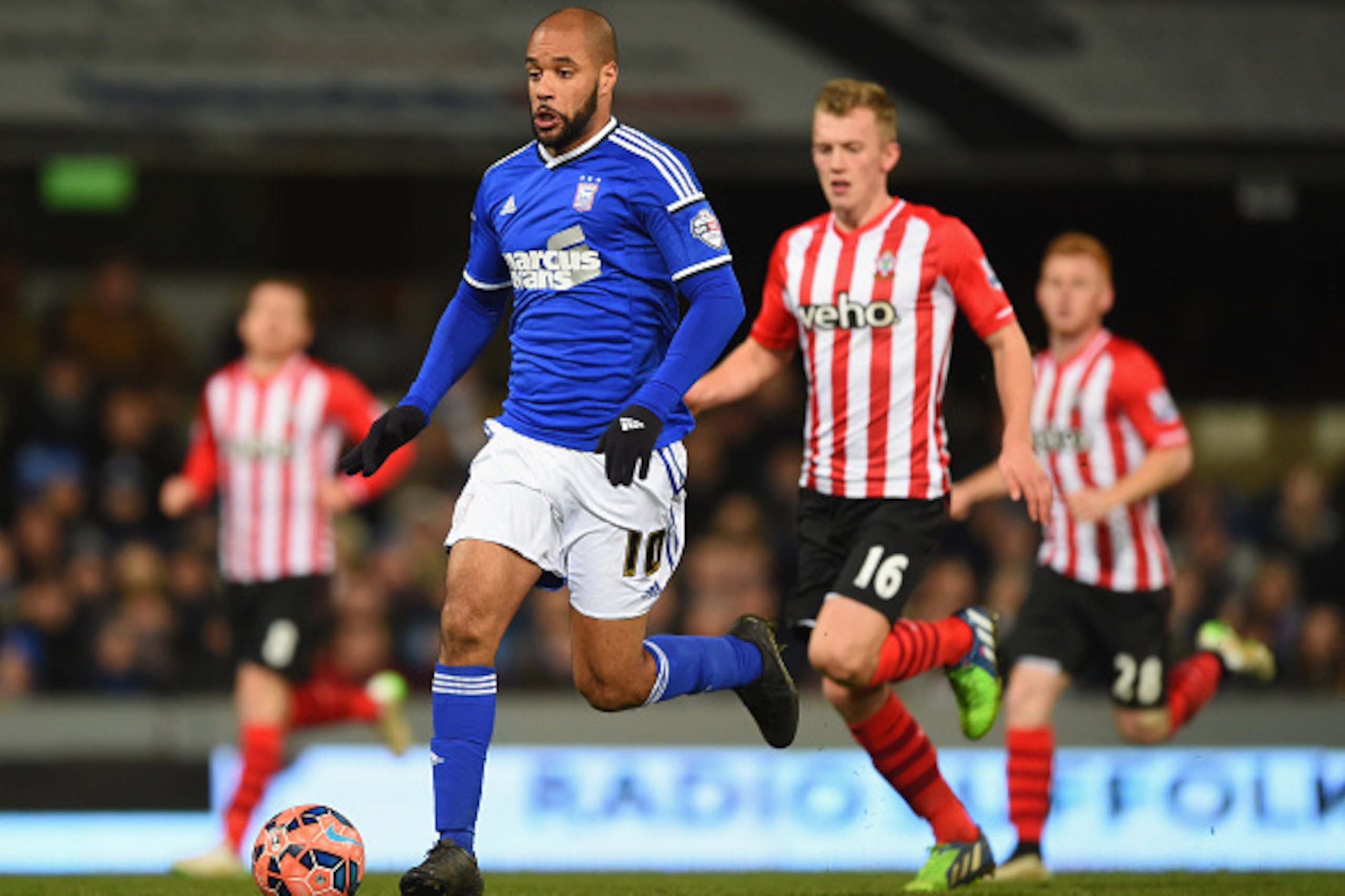 IPSWICH, ENGLAND - JANUARY 14:  David McGoldrick of Ipswich Town in action during the FA Cup Third Round Replay match between Ipswich and Southampton at Portman Road on January 14, 2015 in Ipswich, England.  (Photo by Shaun Botterill/Getty Images)