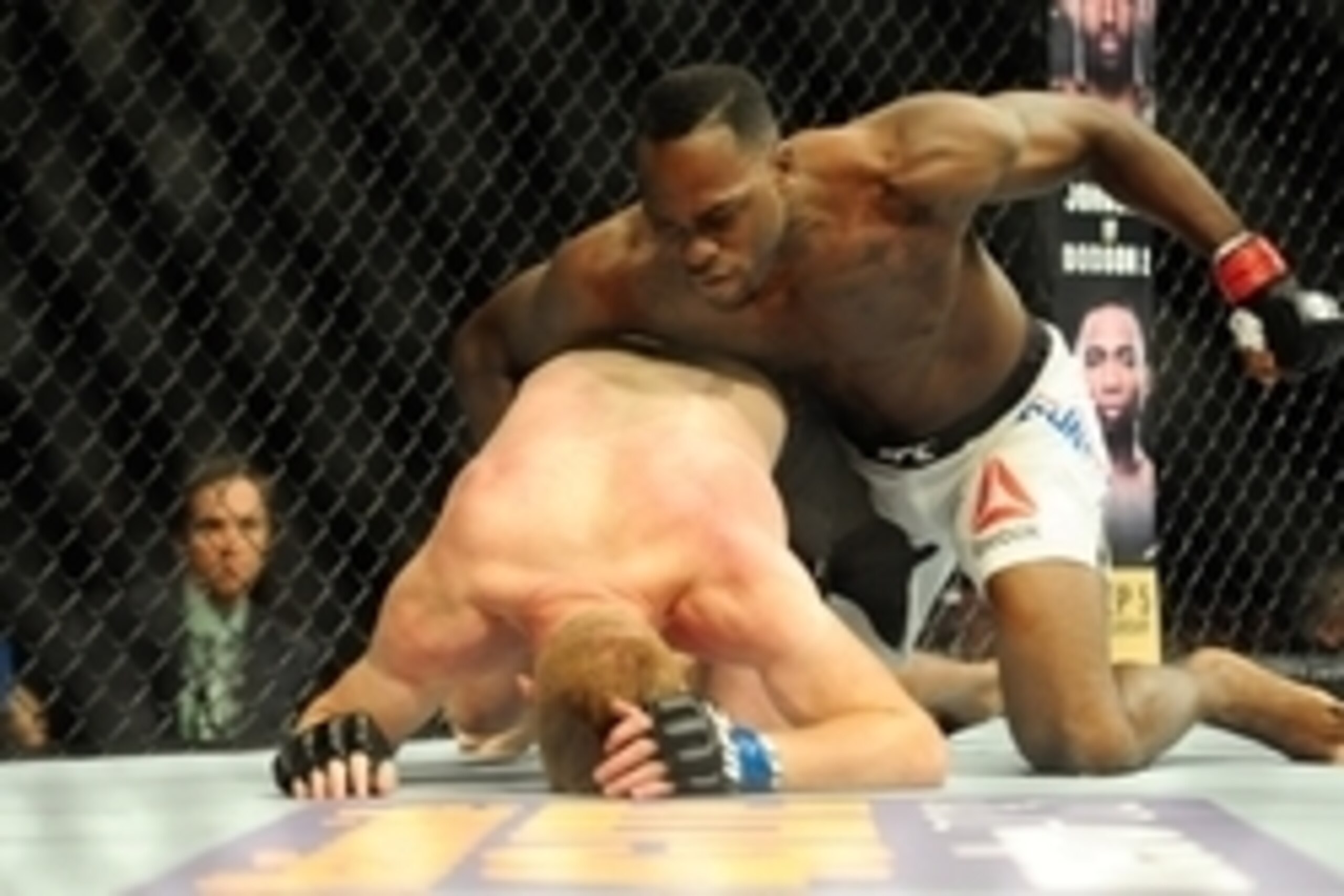 Aug 8, 2015; Nashville, TN, USA; Derek Brunson (red gloves) fights against Sam Alvey (blue gloves) during UFC Fight Night at Bridgestone Arena. Mandatory Credit: Joshua Lindsey-USA TODAY Sports Aug 8, 2015; Nashville, TN, USA; Derek Brunson (red gloves) fights against Sam Alvey (blue gloves) during UFC Fight Night at Bridgestone Arena. Mandatory Credit: Joshua Lindsey-USA TODAY Sports