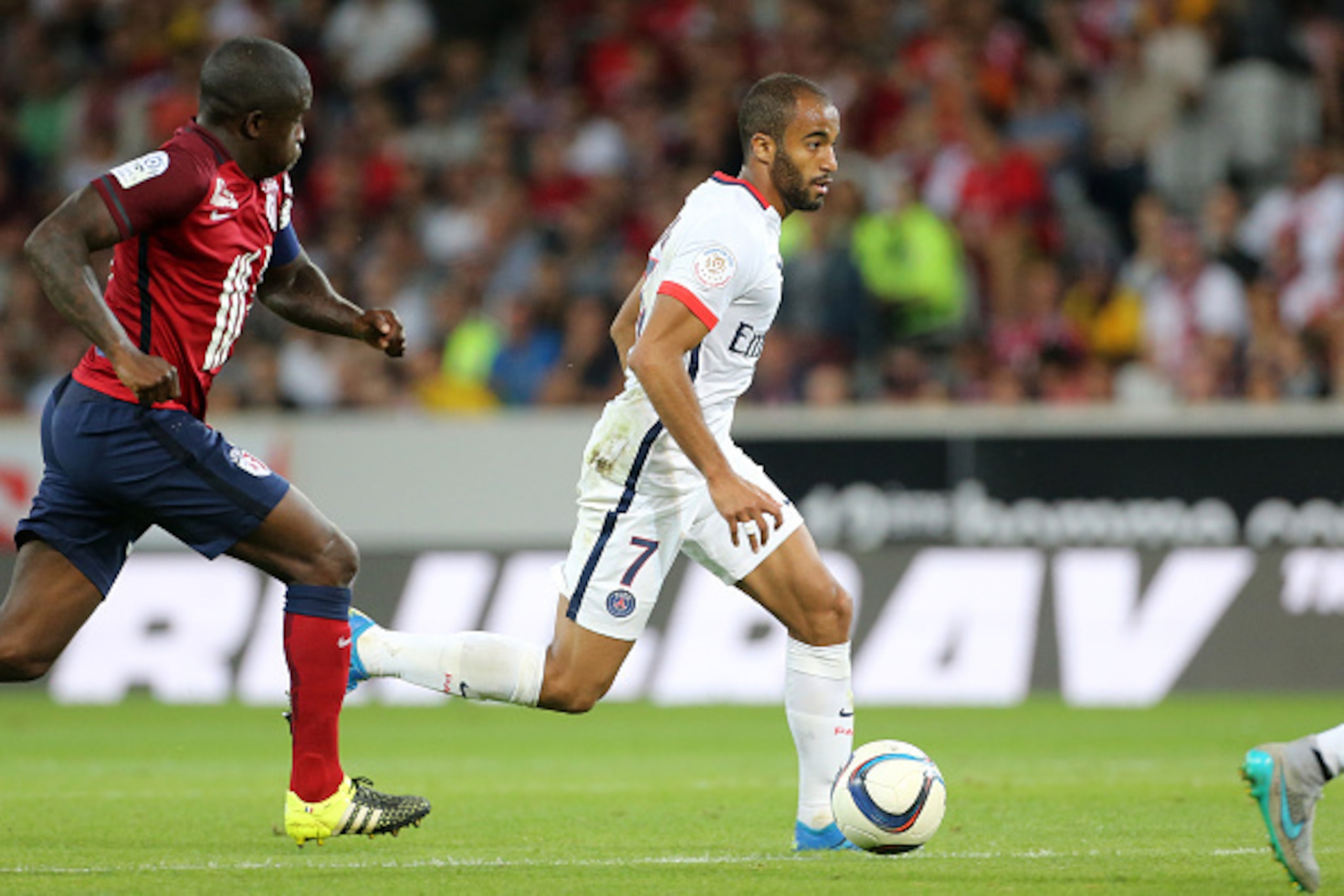 LILLE - AUGUST 7: Lucas Moura of PSG is on his way to score a goal during the French Ligue 1 match between Lille OSC (LOSC) and Paris Saint-Germain (PSG) at Grand Stade Pierre Mauroy on August 7, 2015 in Lille, France. (Photo by Jean Catuffe/Getty Images) LILLE - AUGUST 7: Lucas Moura of PSG is on his way to score a goal during the French Ligue 1 match between Lille OSC (LOSC) and Paris Saint-Germain (PSG) at Grand Stade Pierre Mauroy on August 7, 2015 in Lille, France. (Photo by Jean Catuffe/Getty Images)