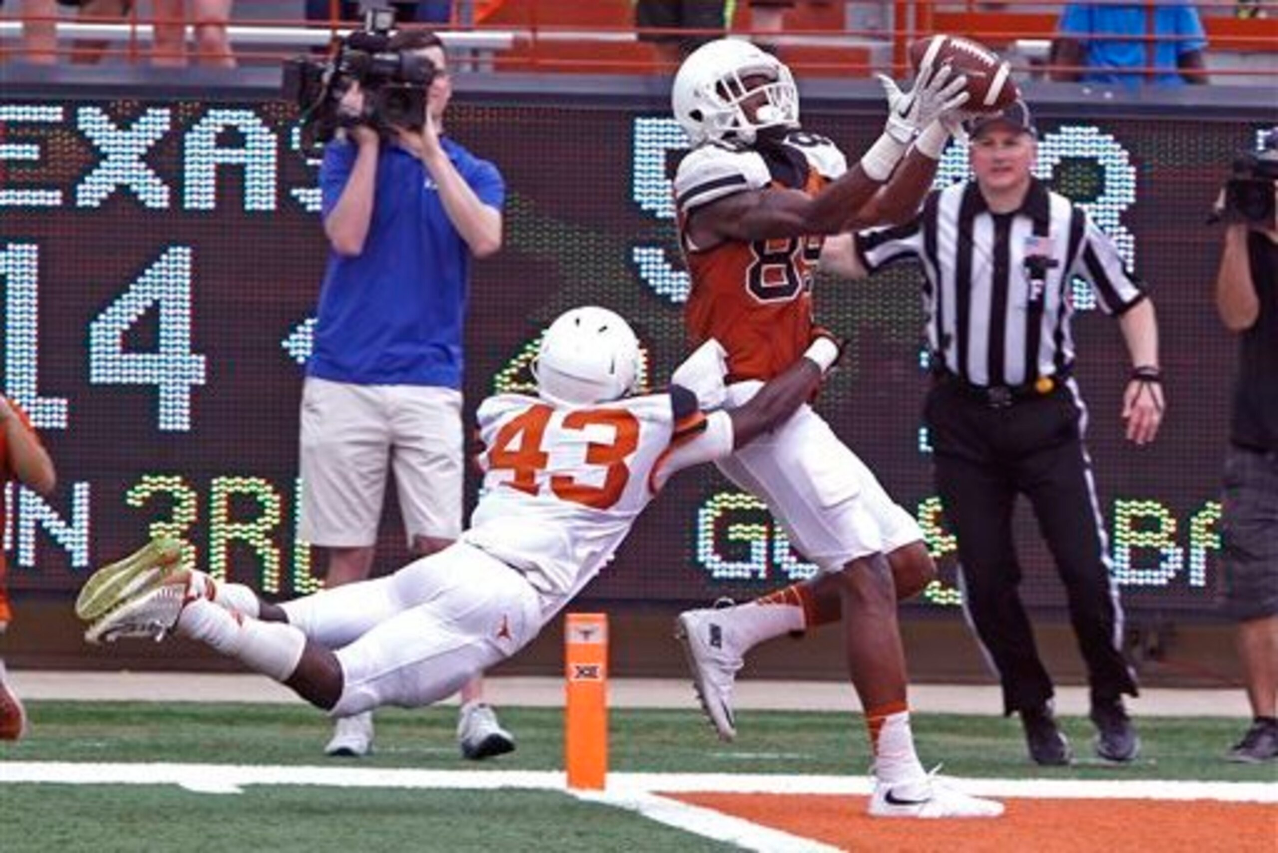 Drops have been a major problem for sophomore wideout Dorian Leonard.