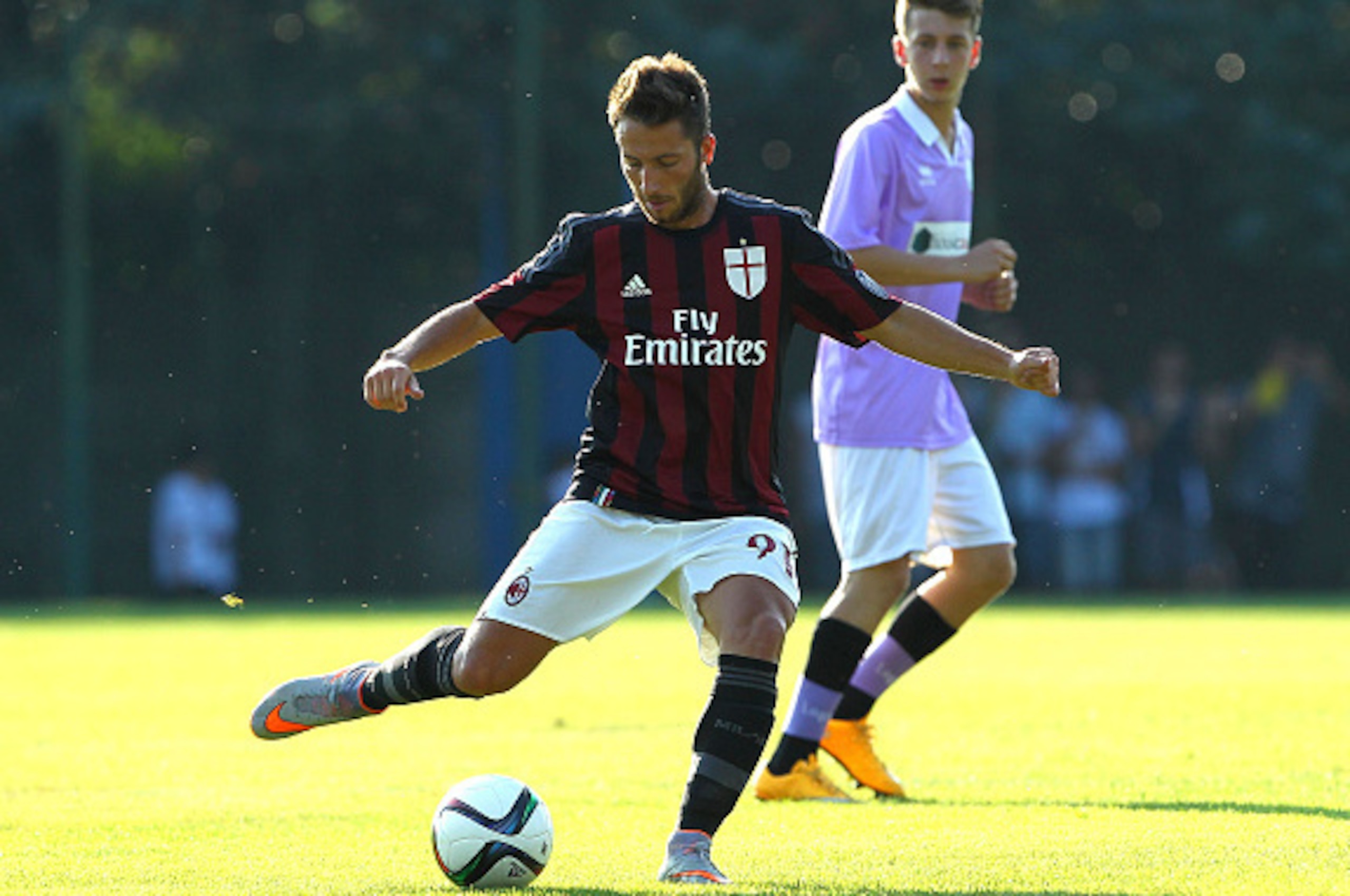 SOLBIATE ARNO, ITALY - JULY 14: Andrea Bertolacci of AC Milan in action during the preseason friendly match between AC Milan and Legnano on July 14, 2015 in Solbiate Arno, Italy. (Photo by Marco Luzzani/Getty Images) SOLBIATE ARNO, ITALY - JULY 14: Andrea Bertolacci of AC Milan in action during the preseason friendly match between AC Milan and Legnano on July 14, 2015 in Solbiate Arno, Italy. (Photo by Marco Luzzani/Getty Images)
