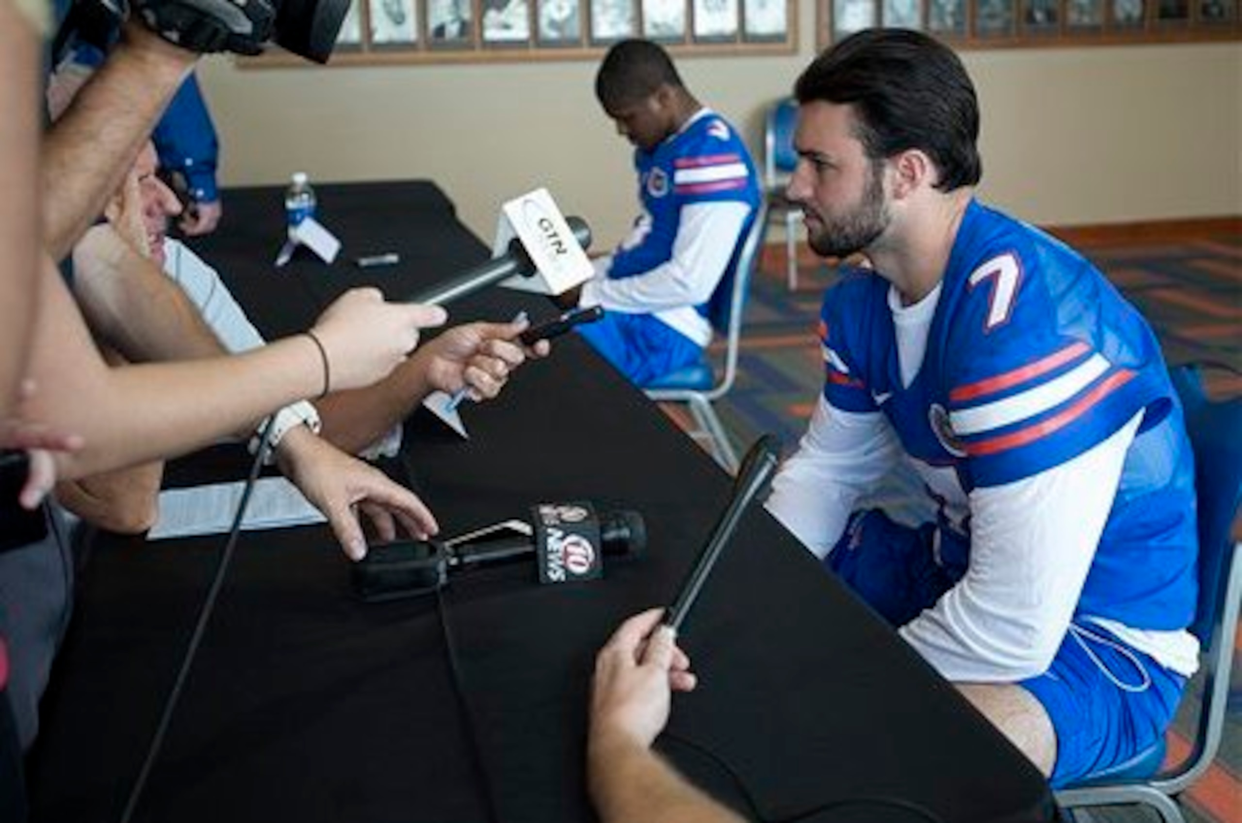 Florida QBs Will Grier (front) and Treon Harris (back)