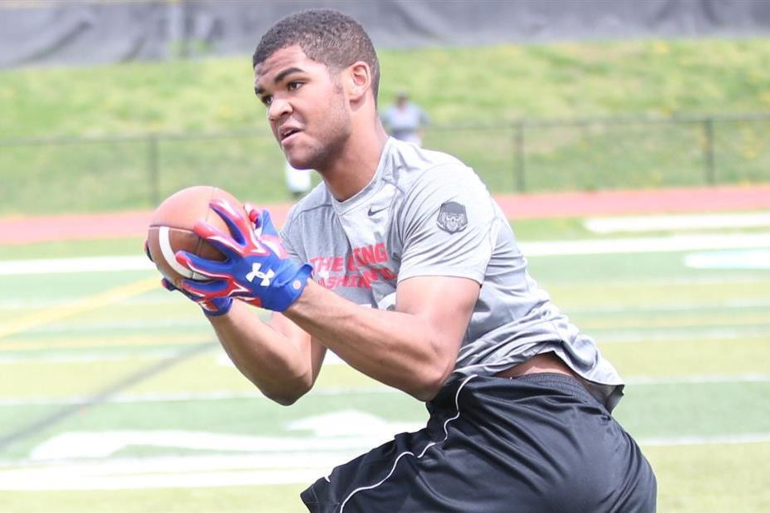 If Devante Brooks can return healthy from two serious knee injuries, he has the talent to be a bright spot at TE for the Vols down the road.