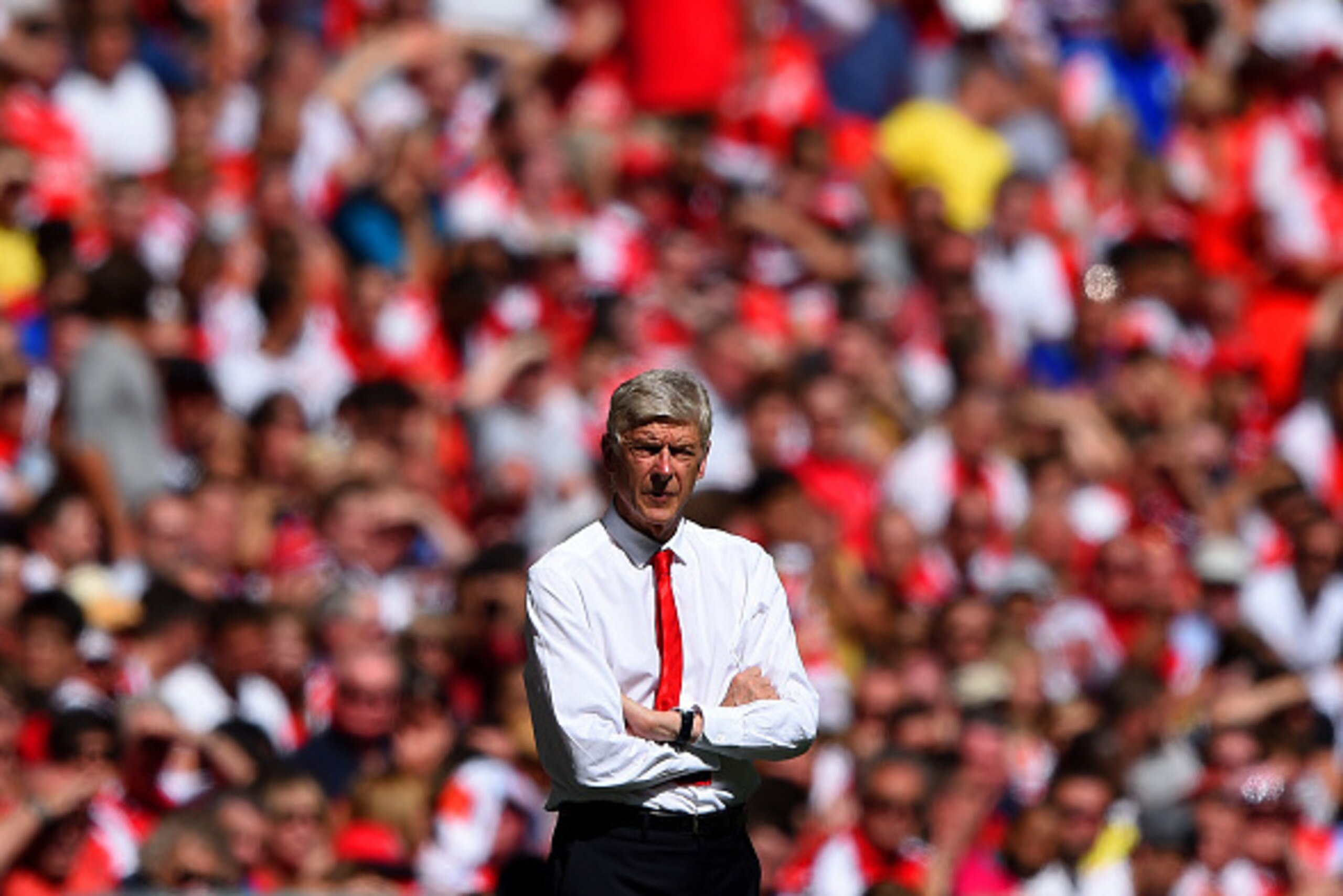 LONDON, ENGLAND - AUGUST 02: Head coach Arsene Wenger of Arsenal looks on during the FA Community Shield match between Chelsea and Arsenal at Wembley Stadium on August 2, 2015 in London, England.  (Photo by Shaun Botterill/Getty Images)