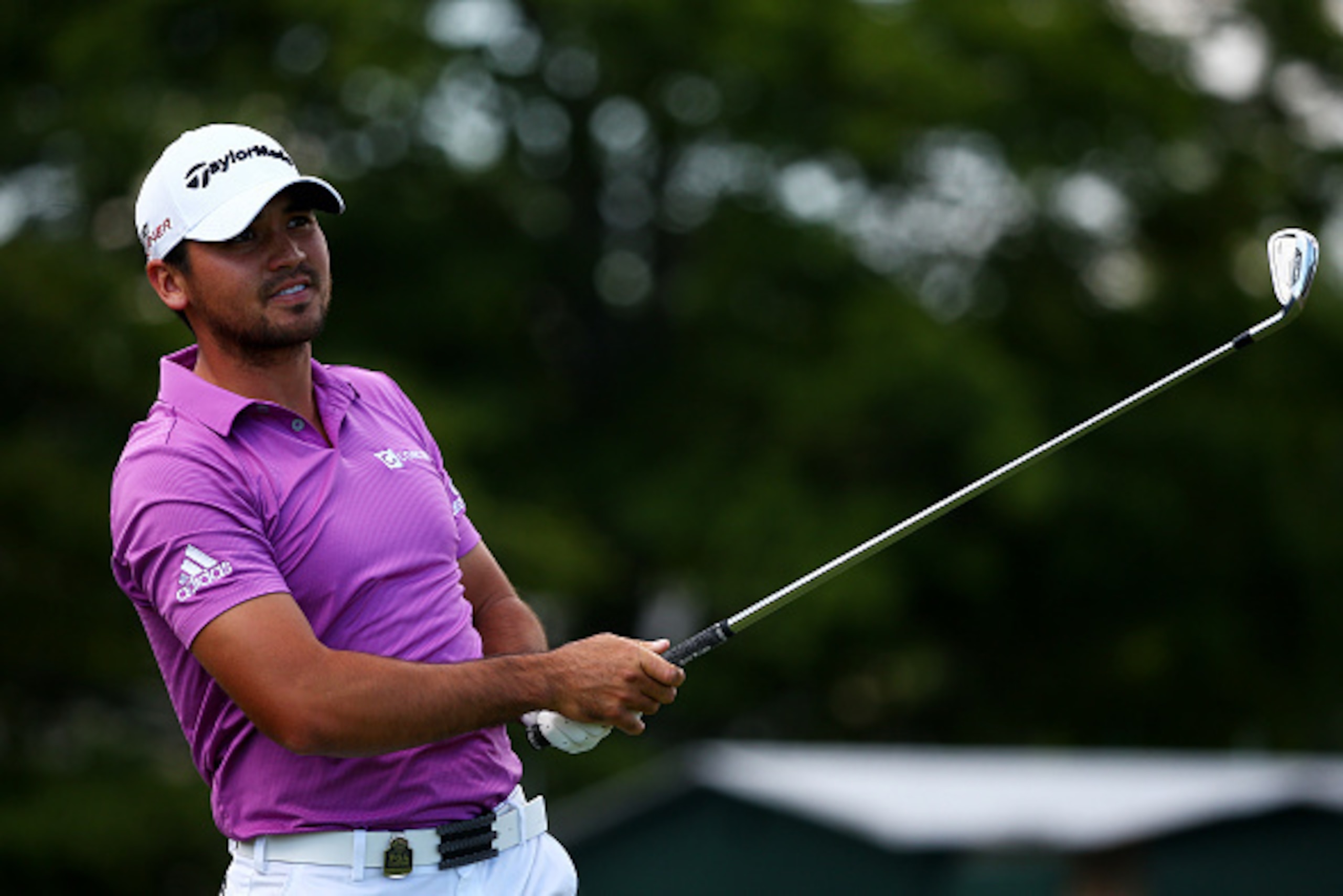 SHEBOYGAN, WI - AUGUST 11:  Jason Day of Australia watches a shot during a practice round prior to the 2015 PGA Championship at Whistling Straits on August 11, 2015 in Sheboygan, Wisconsin.  (Photo by Tom Pennington/Getty Images)