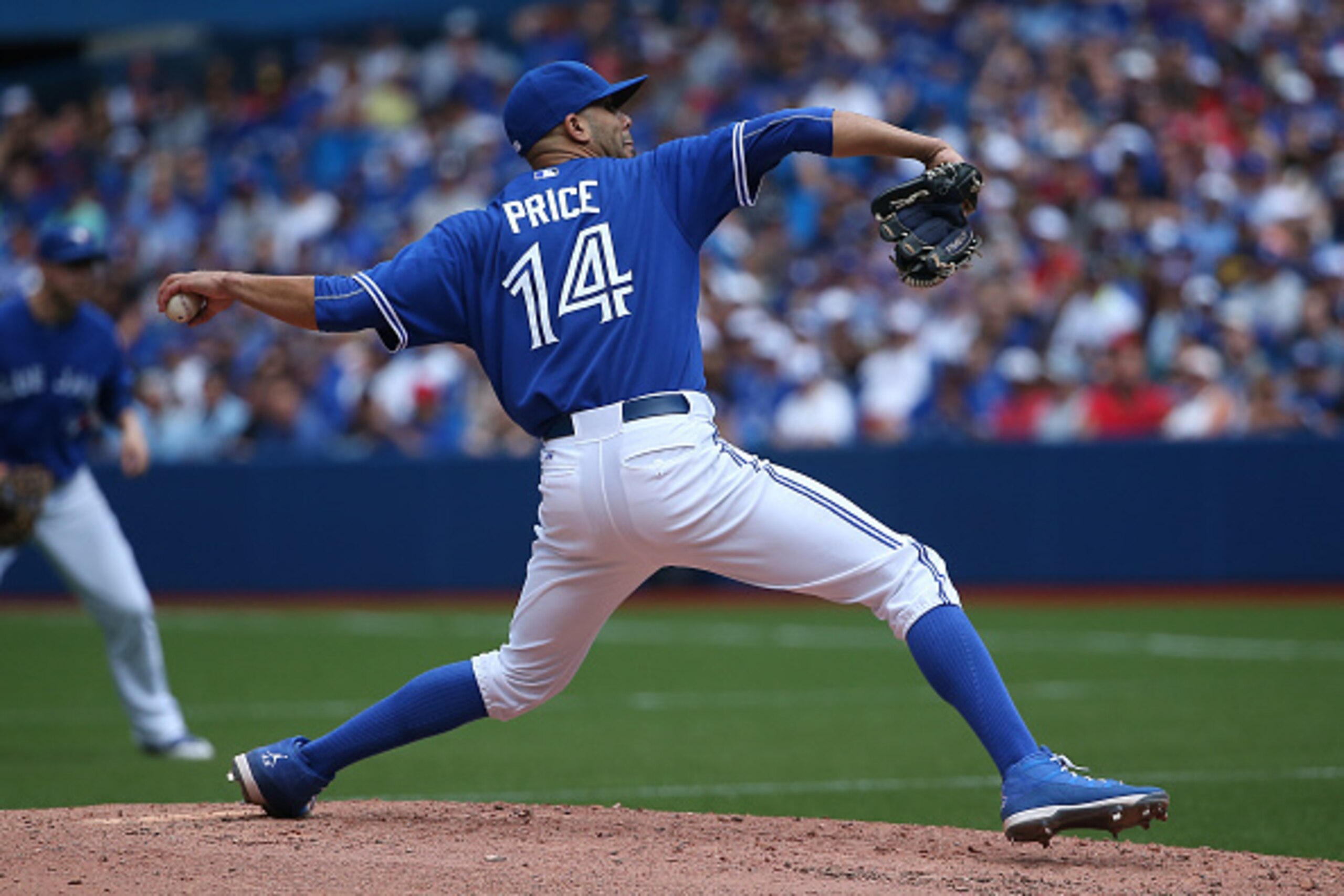 TORONTO, CANADA - AUGUST 3: David Price #14 of the Toronto Blue Jays delivers a pitch in the fourth inning during MLB game action against the Minnesota Twins on August 3, 2015 at Rogers Centre in Toronto, Ontario, Canada. (Photo by Tom Szczerbowski/Getty TORONTO, CANADA - AUGUST 3: David Price #14 of the Toronto Blue Jays delivers a pitch in the fourth inning during MLB game action against the Minnesota Twins on August 3, 2015 at Rogers Centre in Toronto, Ontario, Canada. (Photo by Tom Szczerbowski/Getty