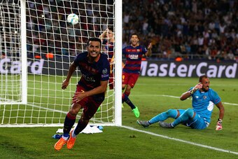 TBILISI, GEORGIA - AUGUST 11:  Pedro of Barcelona celebrates scoring their fifth goal past Beto of Sevilla in extra time during the UEFA Super Cup between Barcelona and Sevilla FC at Dinamo Arena on August 11, 2015 in Tbilisi, Georgia.  (Photo by Chris Br