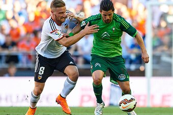 VALENCIA, SPAIN - MAY 17:  Shkodran Mustafi (L) of Valencia competes for the ball with Nolito of Celta de Vigo during the La Liga match between Valencia CF and Celta de Vigo at Estadi de Mestalla on May 17, 2015 in Valencia, Spain.  (Photo by Manuel Queim