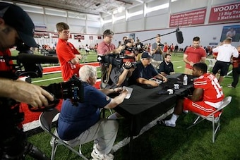 Ezekiel Elliott drew a modest crowd at Ohio State media day.