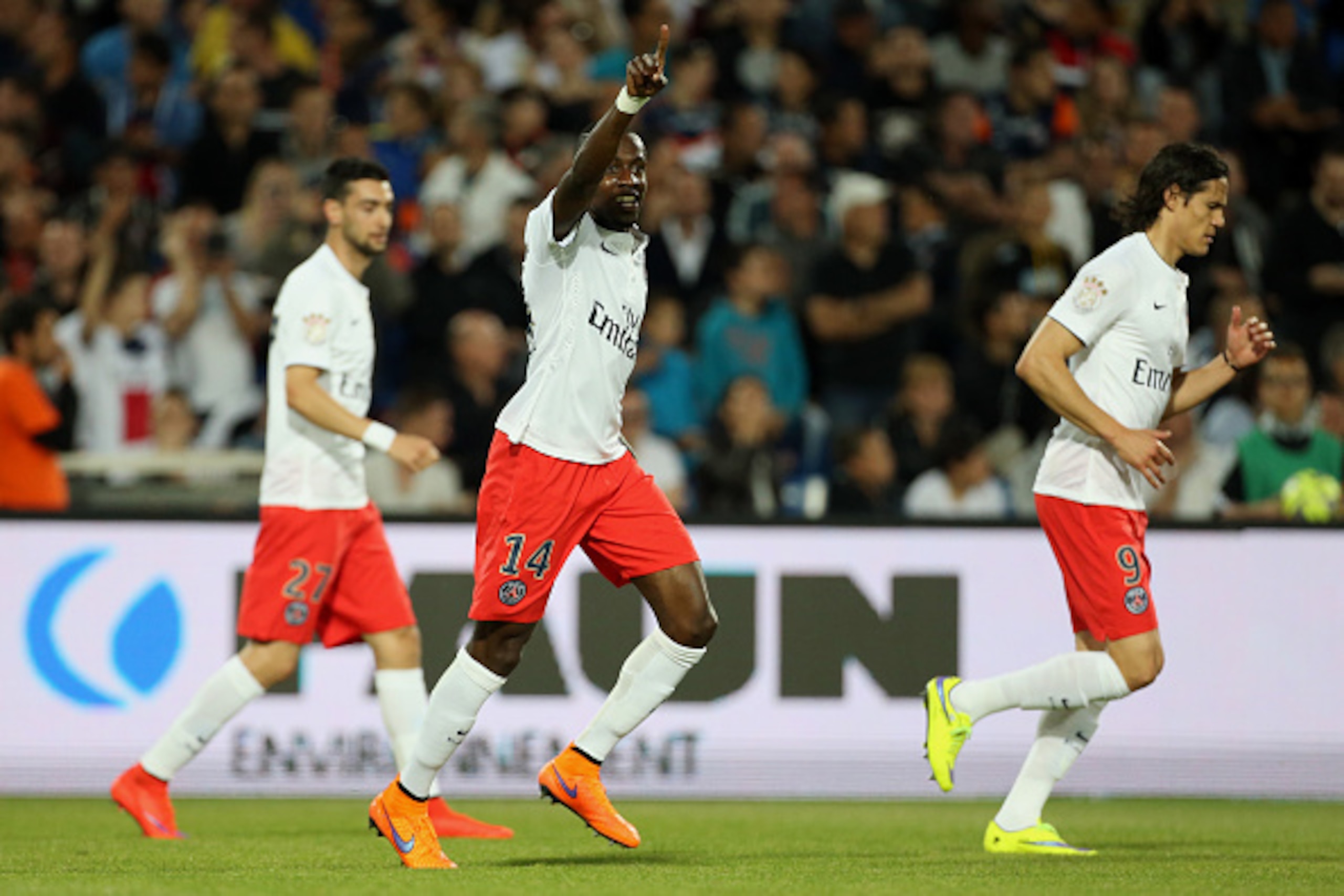 MONTPELLIER, FRANCE - MAY 16:  Blaise Matuidi of PSG celebrates scoring the first goal of his team during the French Ligue 1 match between Montpellier Herault SC (MHSC) and Paris Saint-Germain (PSG) at Stade de la Mosson on May 16, 2015 in Montpellier, Fr