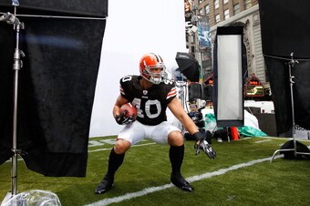 NEW YORK - APRIL 28:  Peyton Hillis #40 of the Cleveland Browns participates in a photo shoot for the cover of EA Sports Madden NFL 12 on April 28, 2011 in Time Square, New York City  (Photo by Mike Stobe/Getty Images for EA Sports)