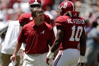 TUSCALOOSA, AL - APRIL 19:  Defensive coordinator Kirby Smart yells at Reuben Foster #10 of the Crimson team prior to the University of Alabama A-Day spring game at Bryant-Denny Stadium on April 19, 2014 in Tuscaloosa, Alabama.  (Photo by Stacy Revere/Get