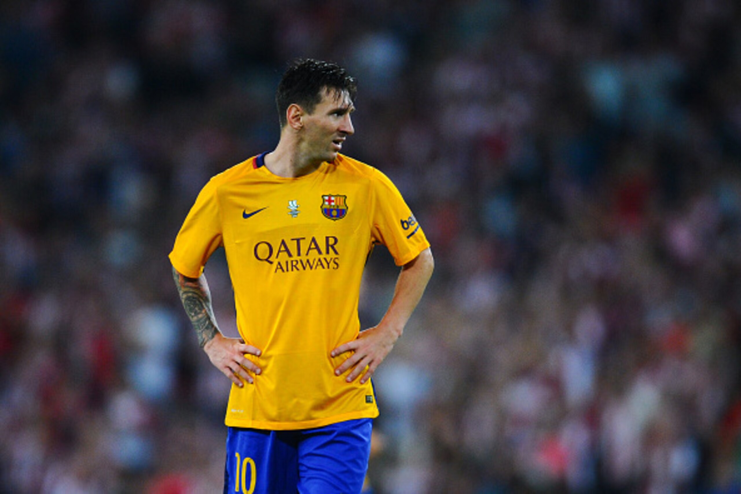 BILBAO, SPAIN - AUGUST 14:  Lionel Messi of FC Barcelona looks on dejected during the Spanish Super Cup first leg match between FC Barcelona and Athletic Club at San Mames Stadium on August 14, 2015 in Bilbao, Spain.  (Photo by David Ramos/Getty Images)