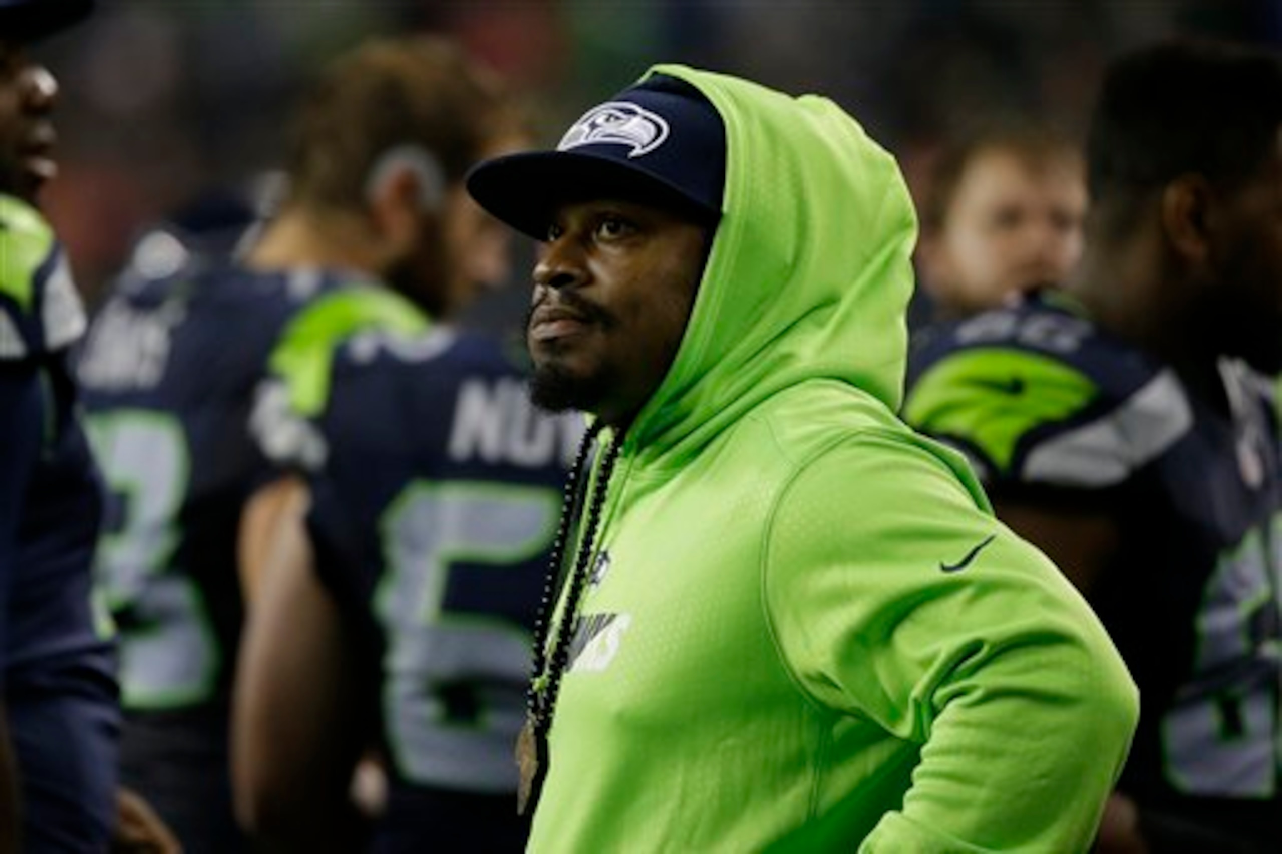 At what point does Lynch's age and heavy workload start to wear him down?