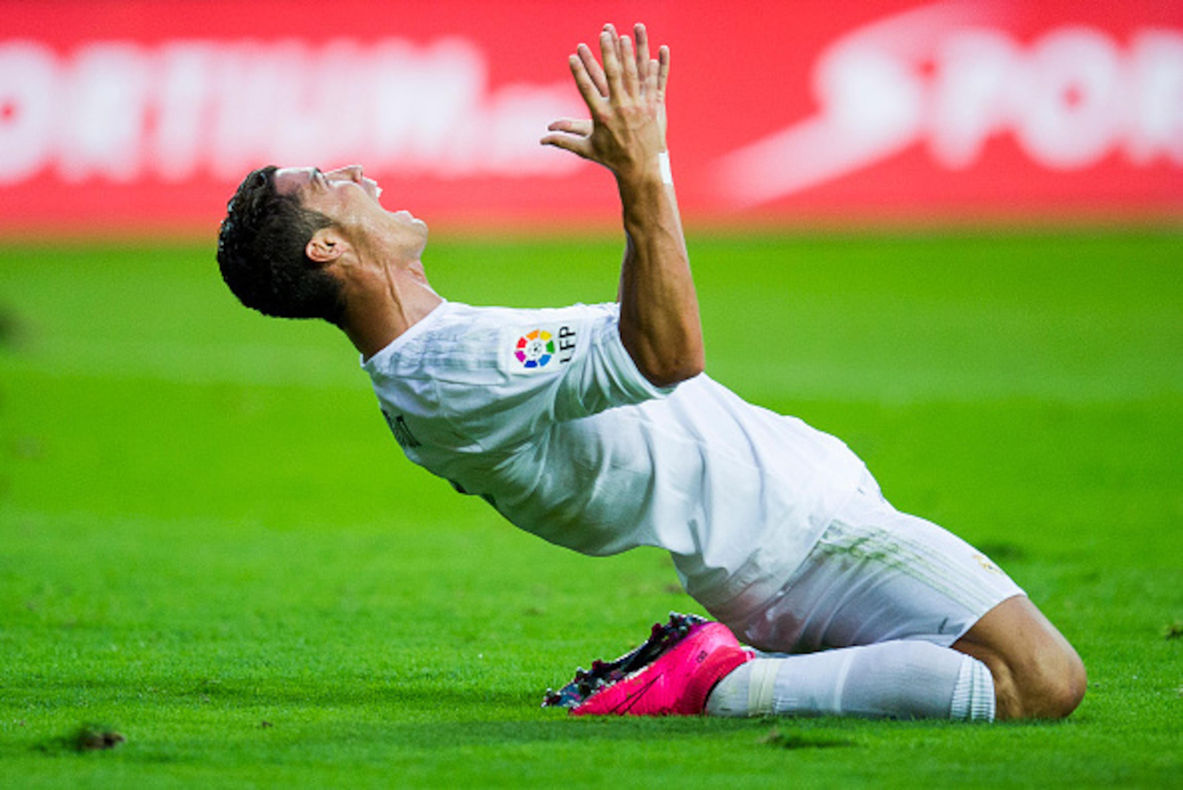 GIJON, SPAIN - AUGUST 23:  Cristiano Ronaldo of Real Madrid reacts during the La Liga match between Sporting Gijon and Real Madrid at Estadio El Molinon on August 23, 2015 in Gijon, Spain.  (Photo by Juan Manuel Serrano Arce/Getty Images)