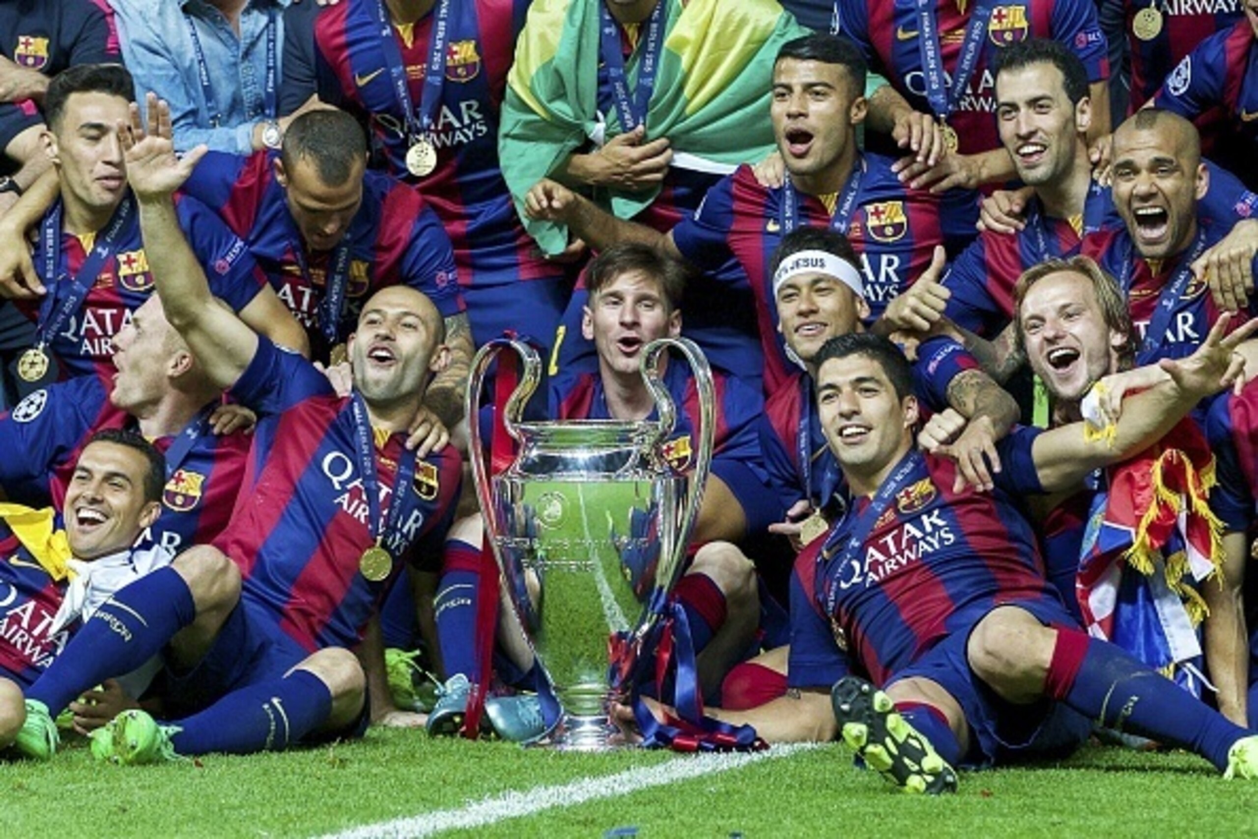(L-R) Munir El Haddadi of FC Barcelona, Jeremy Mathieu of FC Barcelona, Pedro Rodriguez of FC Barcelona, Javier Mascherano of FC Barcelona, Lionel Messi of FC Barcelona, Douglas of FC Barcelona, Neymar of FC Barcelona, Luis Suarez of FC Barcelona, Sergio 