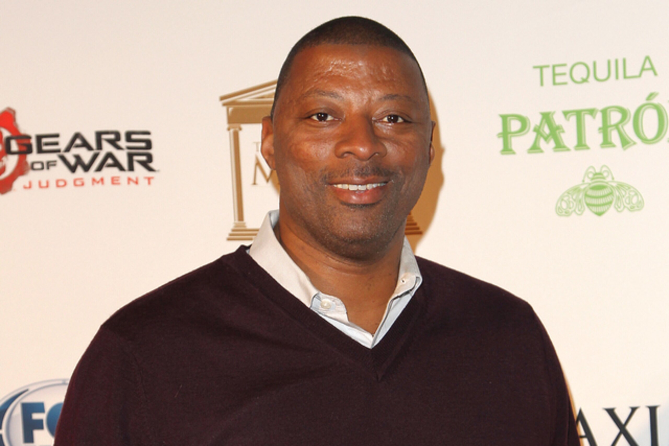 Former Giants great Carl Banks was one of the first ex-linebackers Unga met who left an impression on him.