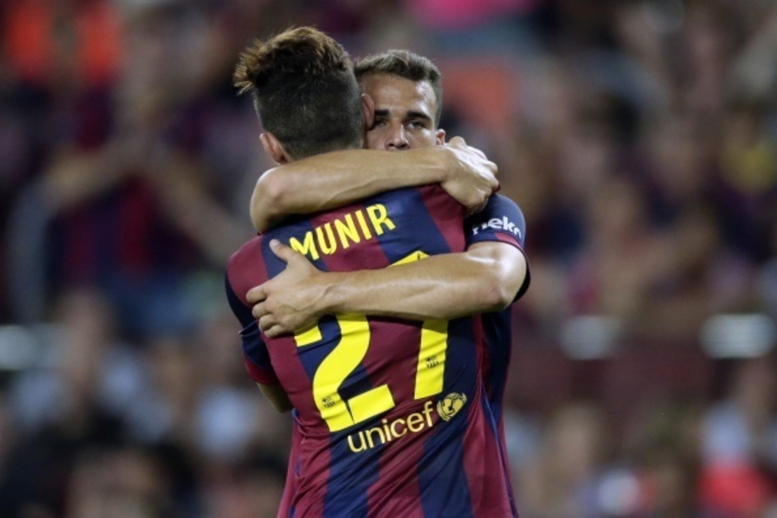 (L-R) Munir El Haddadi of FC Barcelona, Sandro Ramirez of FC Barcelona during the Joan Gamper Trophy match between FC Barcelona and Leon F.C. at Camp Nou on august 18, 2014 in Barcelona, Spain(Photo by VI Images via Getty Images)