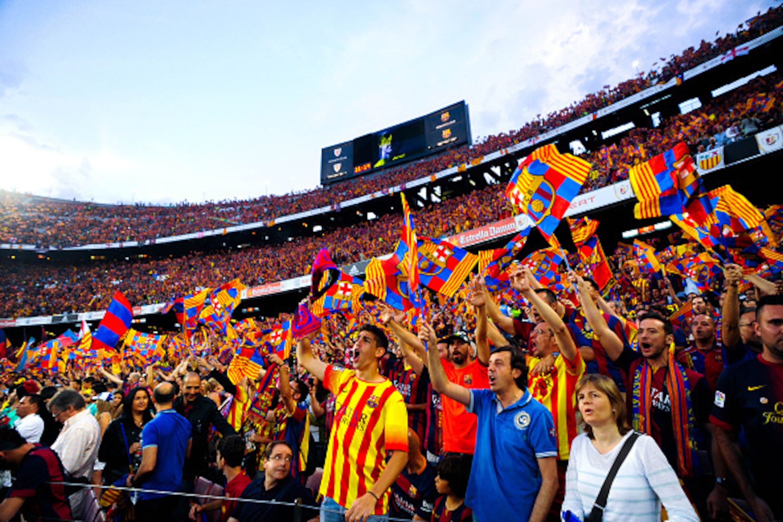 BARCELONA, SPAIN - MAY 30:  FC Barcelona fans cheer on their team prior to the Copa del Rey Final match between FC Barcelona and Athletic Club at Camp Nou on May 30, 2015 in Barcelona, Spain.  (Photo by David Ramos/Getty Images)