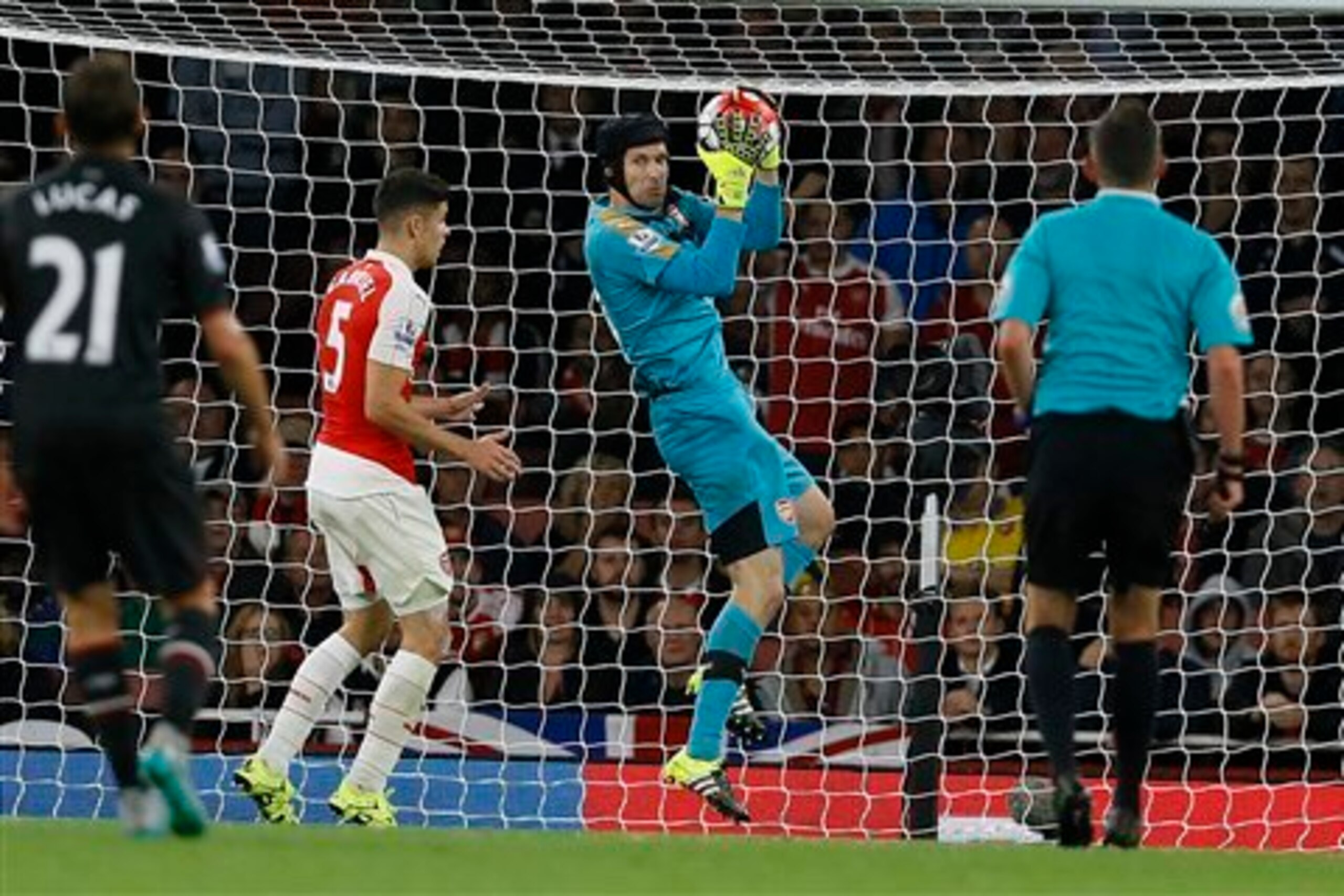 Petr Cech was superb against Liverpool. Petr Cech was superb against Liverpool.