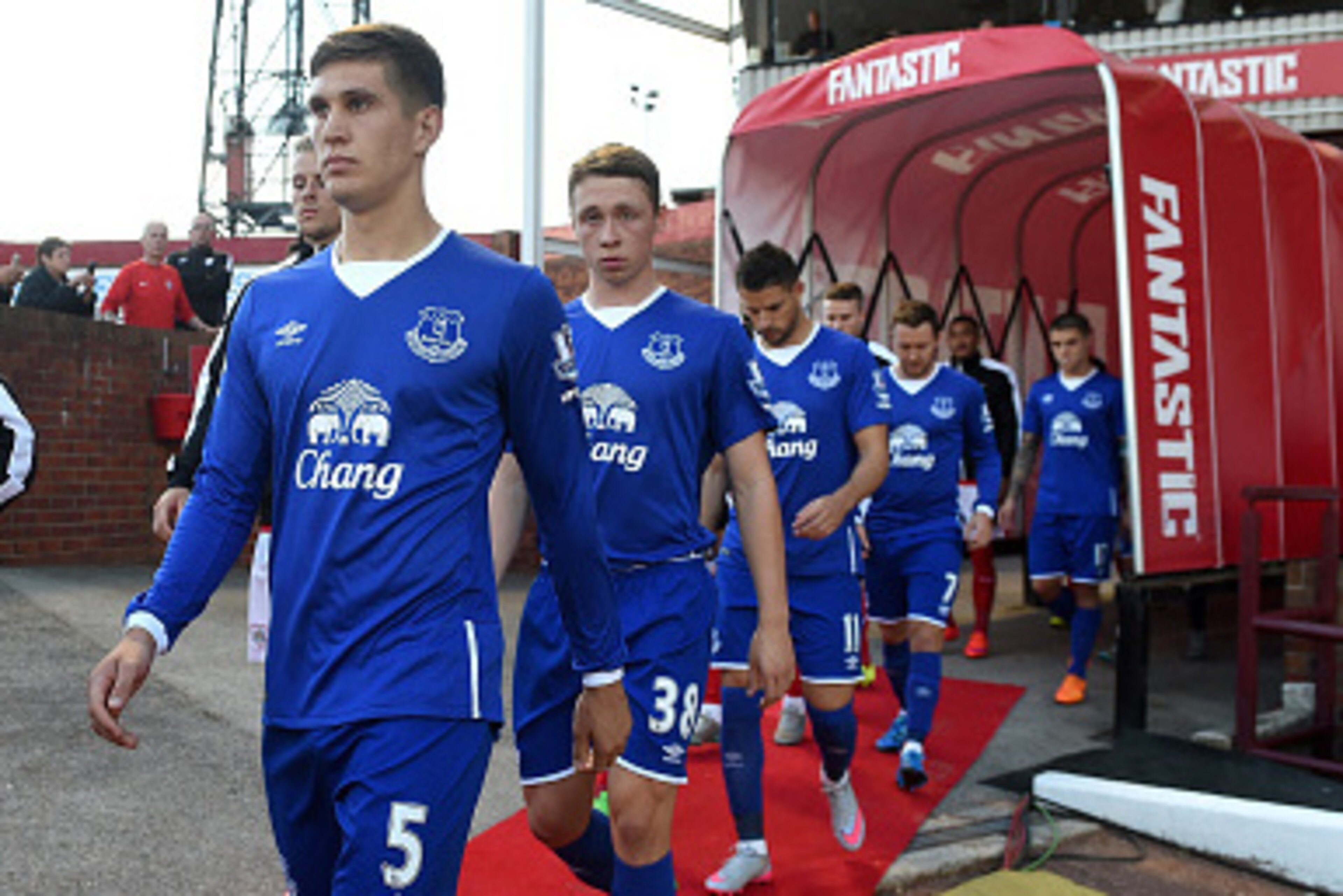BARNSLEY, ENGLAND - AUGUST 26: John Stones of Everton walks out with team mates during the Capital One Cup second round match between Barnsley and Everton at Oakwell Stadium on August 26, 2015 in Barnsley, England.  (Photo by Michael Regan/Getty Images)
