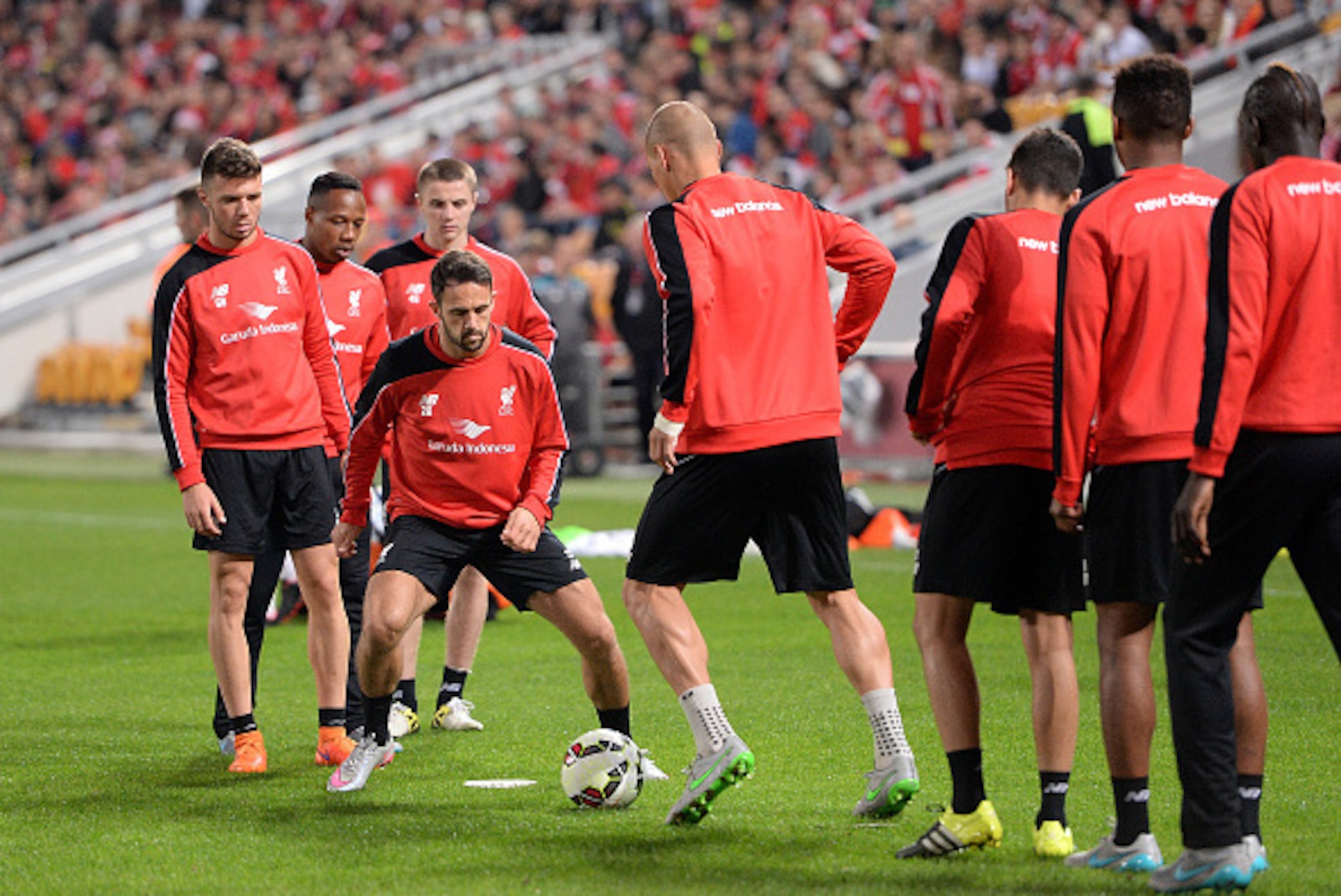 BRISBANE, AUSTRALIA - JULY 16:  Danny Ings and Martin Skrtel perform a training drill during a Liverpool FC training session at Suncorp Stadium on July 16, 2015 in Brisbane, Australia.  (Photo by Bradley Kanaris/Getty Images)