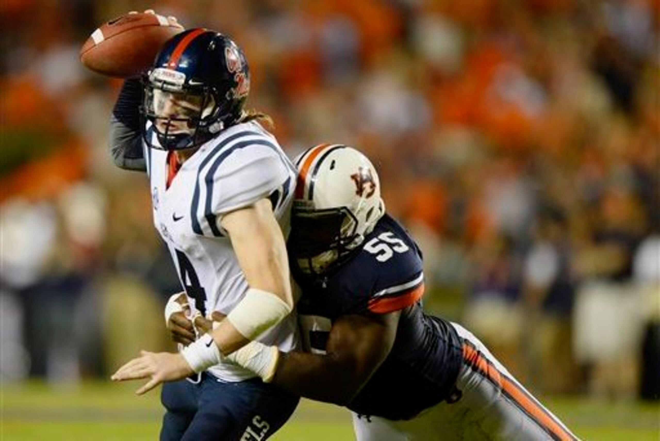 Auburn DE Carl Lawson in 2013