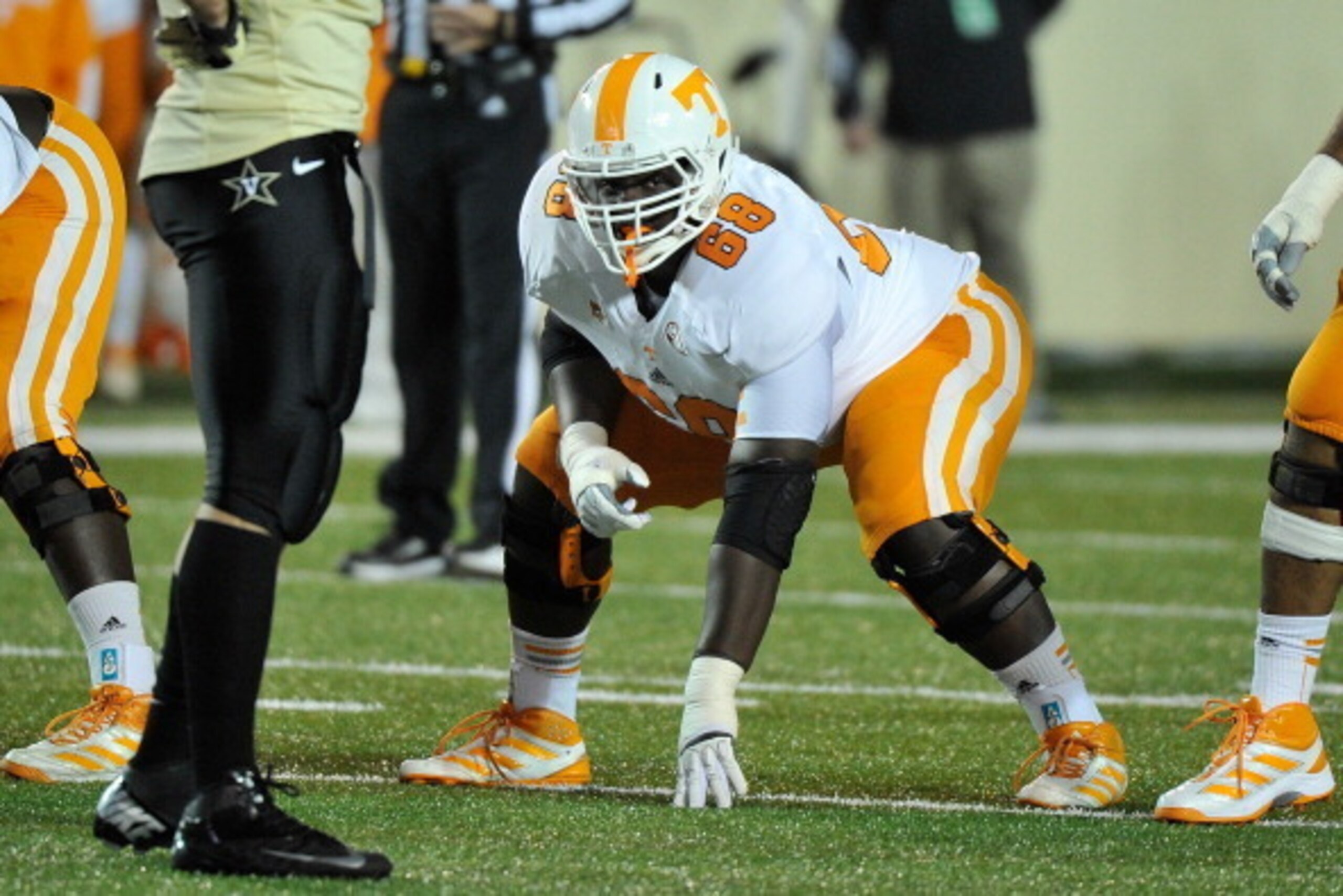 NASHVILLE, TN - NOVEMBER 17: Marcus Jackson #68 of the University of Tennessee plays against the Vanderbilt Commodores at Vanderbilt Stadium on November 17, 2012 in Nashville, Tennessee. (Photo by Frederick Breedon/Getty Images)