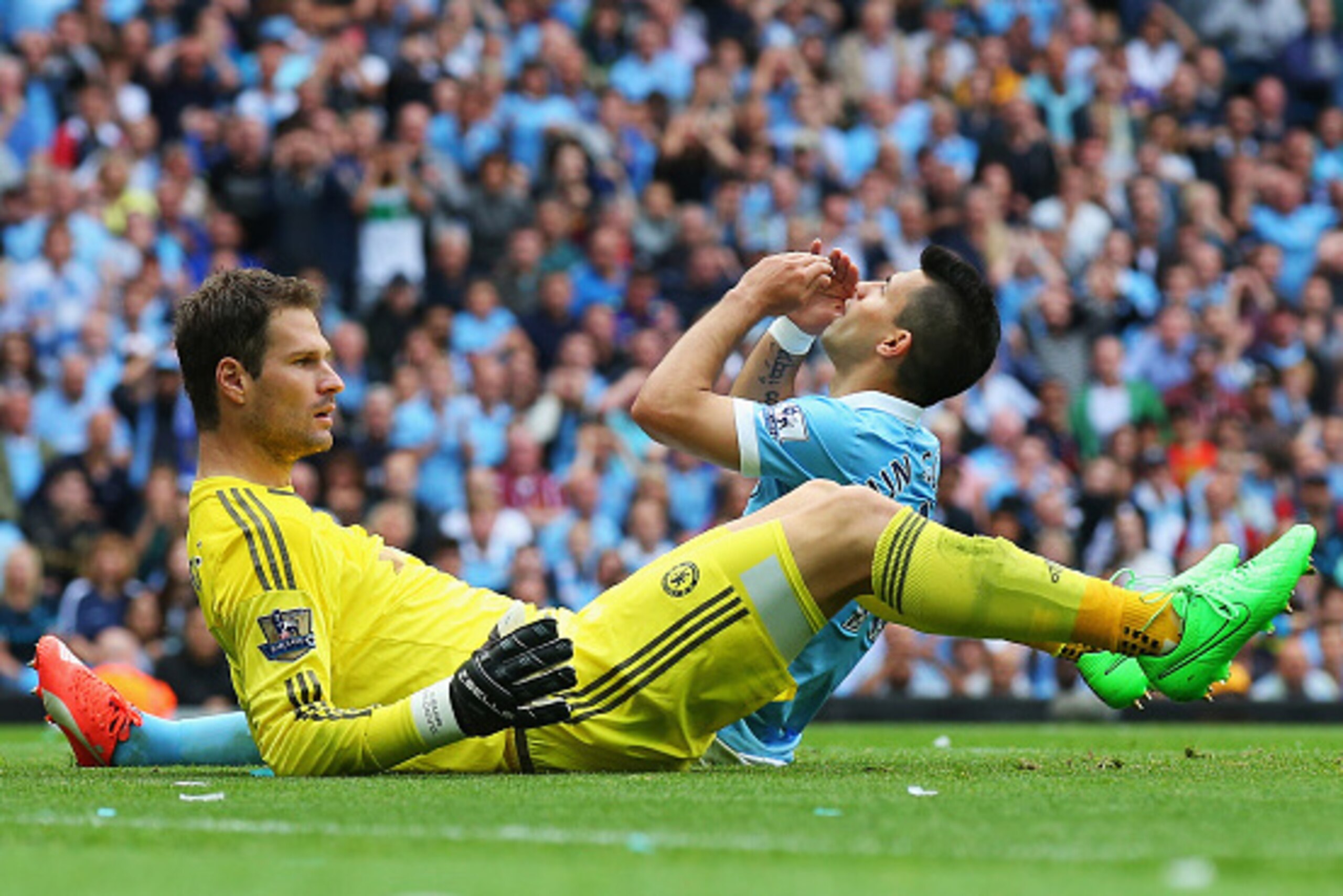 MANCHESTER, ENGLAND - AUGUST 16:  Sergio Aguero of Manchester City fails to score from close range as he is challenged by Asmir Begovic of Chelsea during the Barclays Premier League match between Manchester City and Chelsea at the Etihad Stadium on August