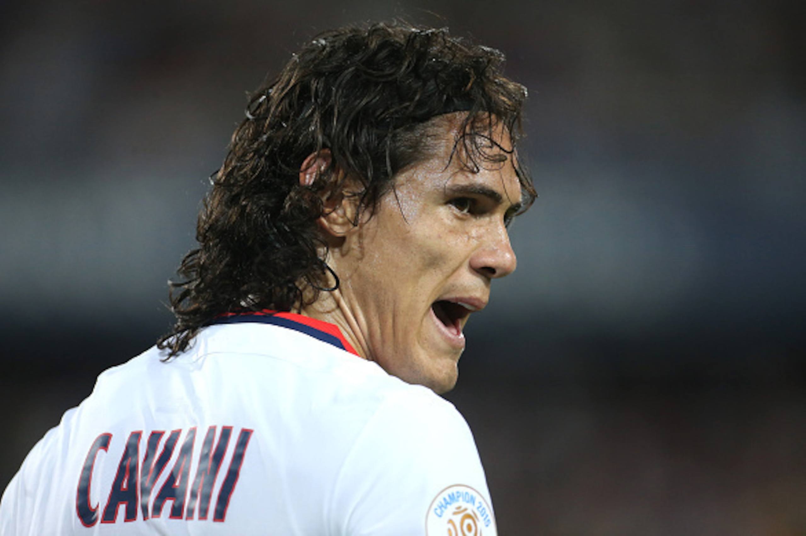 MONTPELLIER - AUGUST 21: Edinson Cavani of PSG looks on during the French Ligue 1 match between Montpellier Herault SC (MHSC) v Paris Saint-Germain (PSG) at Stade de la Mosson on August 21, 2015 in Montpellier, France. (Photo by Jean Catuffe/Getty Images)