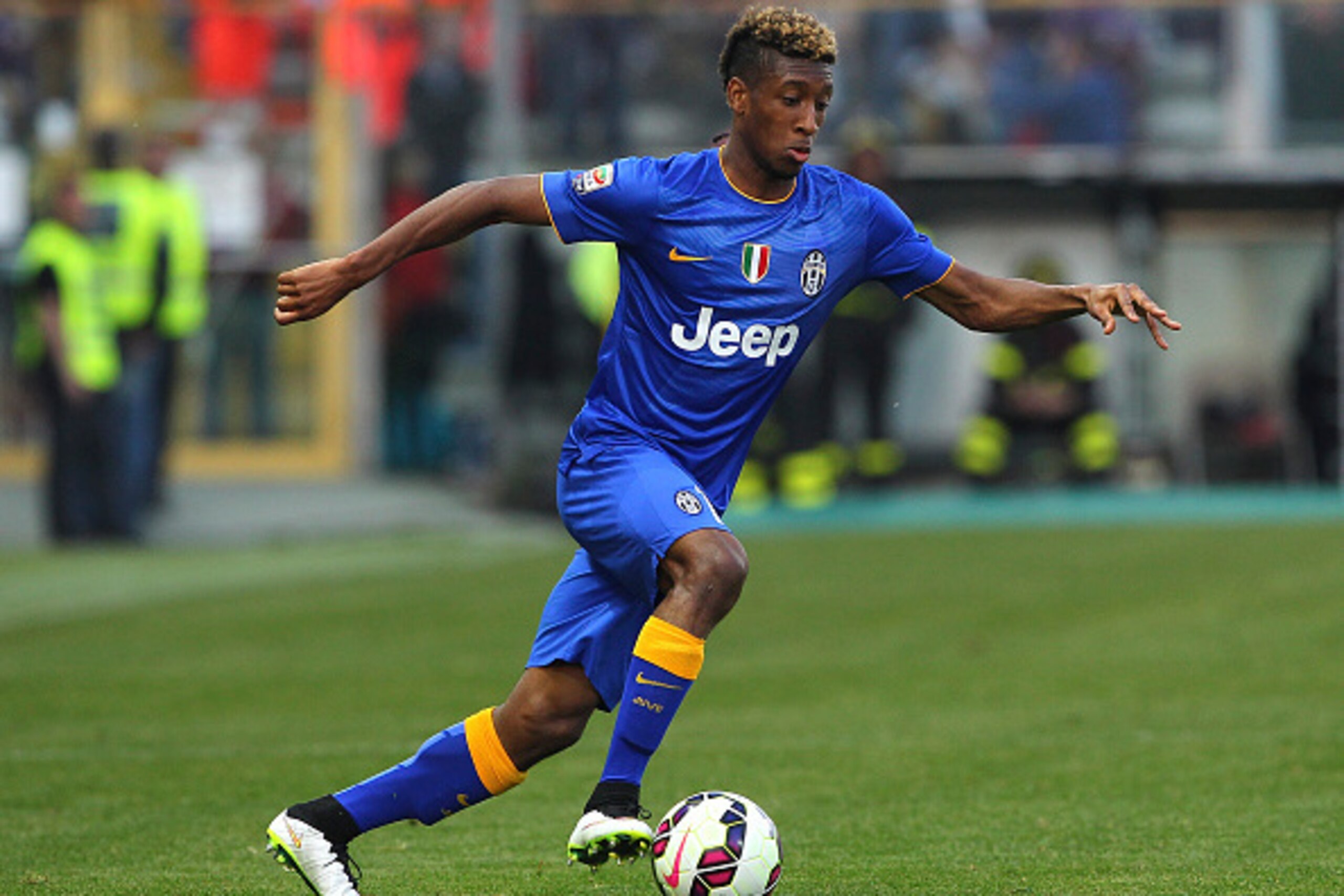 PARMA, ITALY - APRIL 11:  Kingsley Coman of Juventus FC in action during the Serie A match between Parma FC and Juventus FC at Stadio Ennio Tardini on April 11, 2015 in Parma, Italy.  (Photo by Marco Luzzani/Getty Images)