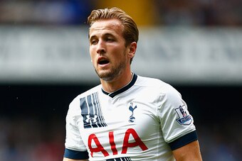 LONDON, ENGLAND - AUGUST 29:  Harry Kane of Tottenham Hotspur during the Barclays Premier League match between Tottenham Hotspur and Everton at White Hart Lane on August 29, 2015 in London, United Kingdom.  (Photo by Julian Finney/Getty Images)