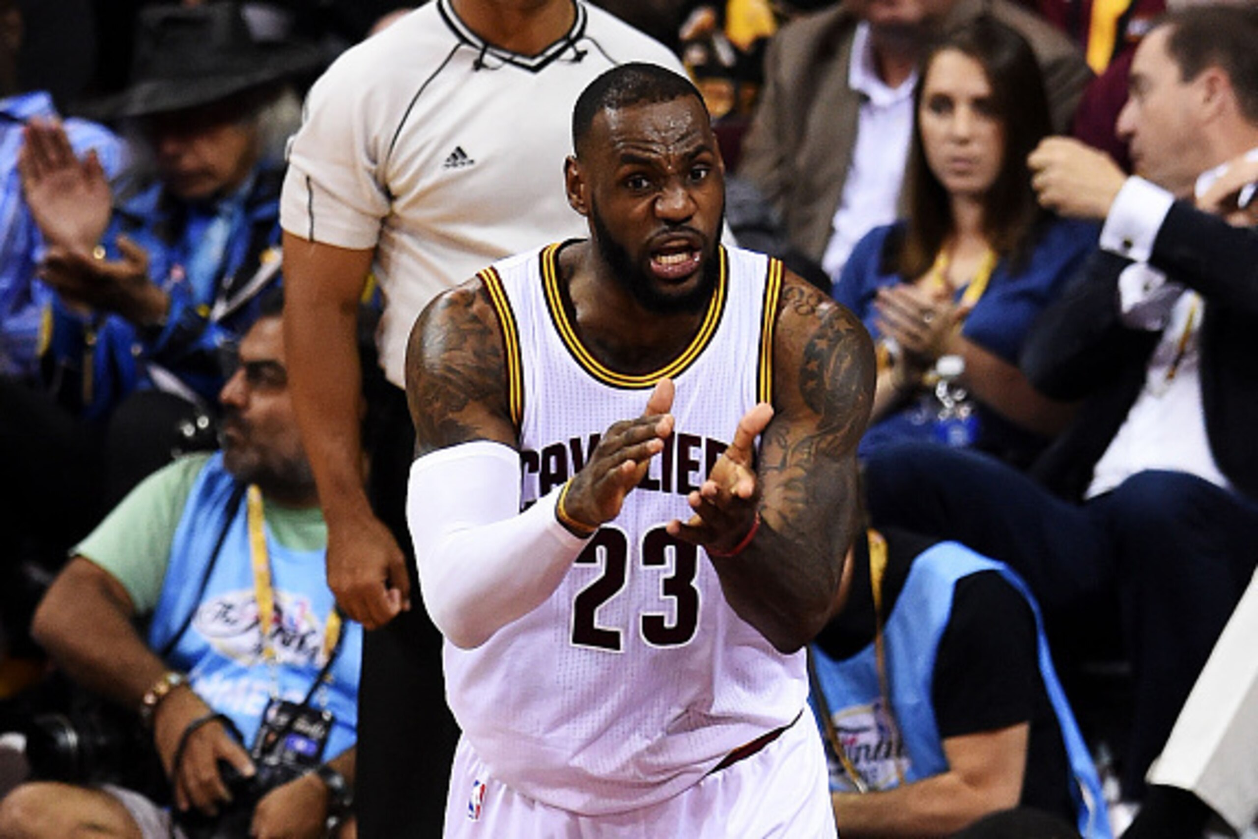 CLEVELAND, OH - JUNE 16: LeBron James #23 of the Cleveland Cavaliers reacts in the second quarter against the Golden State Warriors during Game Six of the 2015 NBA Finals at Quicken Loans Arena on June 16, 2015 in Cleveland, Ohio. NOTE TO USER: User expr CLEVELAND, OH - JUNE 16: LeBron James #23 of the Cleveland Cavaliers reacts in the second quarter against the Golden State Warriors during Game Six of the 2015 NBA Finals at Quicken Loans Arena on June 16, 2015 in Cleveland, Ohio. NOTE TO USER: User expr