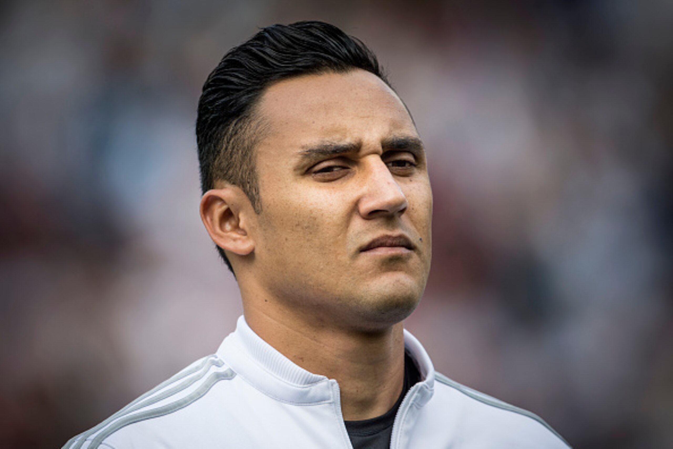 OSLO, NORWAY - August 9: Keylor Navas of Real Madrid before  Pre-season Friendly  match between Vaalerenga and Real Madrid at Ullevaal Stadion on August  9, 2015 in Oslo, Norway.  (Photo by Trond Tandberg/Getty Images)