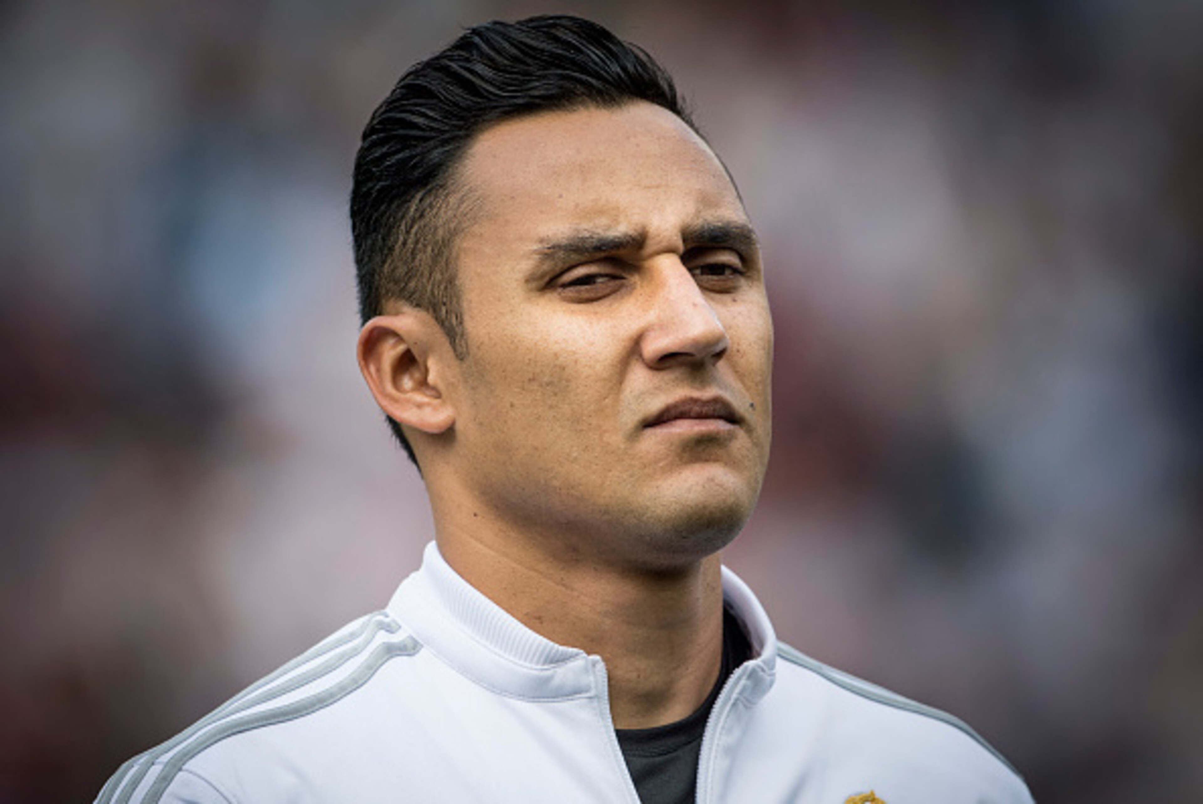 OSLO, NORWAY - August 9: Keylor Navas of Real Madrid before  Pre-season Friendly  match between Vaalerenga and Real Madrid at Ullevaal Stadion on August  9, 2015 in Oslo, Norway.  (Photo by Trond Tandberg/Getty Images)