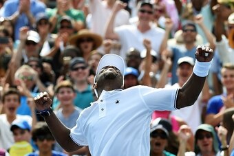 Donald Young of the US celebrates defeating Gilles Simon of France during their Men's Singles round 1 match at the US Open at USTA Billie Jean King National Tennis Center in New York on September 1, 2015. Young won 2-6, 4-6, 6-4, 6-4, 6-4. AFP PHOTO/JEWEL
