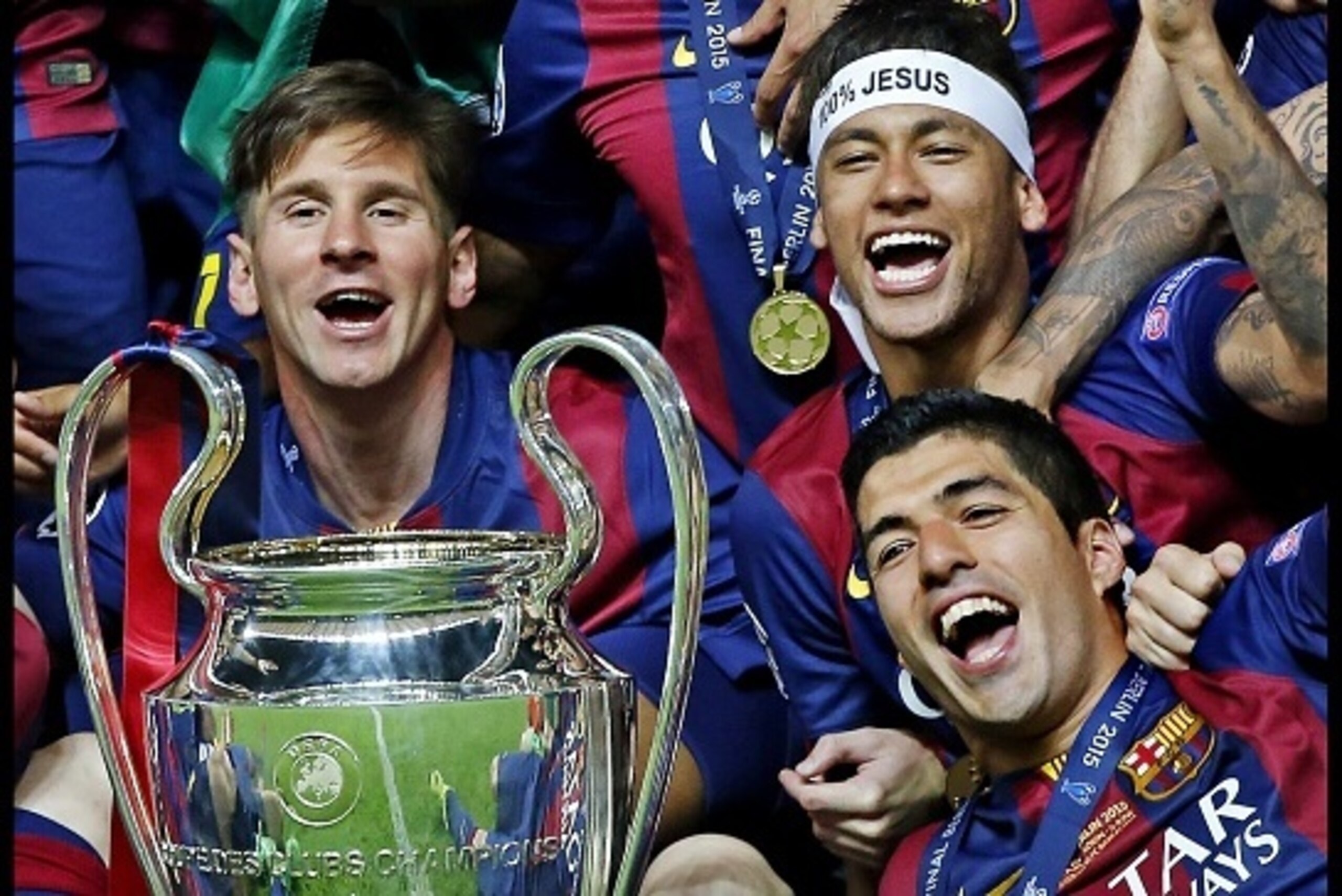 (L-R) Lionel Messi, Neymar, Luis Suarez of FC Barcelona with the Cup during the UEFA Champions League  final match between Barcelona and Juventus on June 6, 2015 at the Olympic stadium in Berlin, Germany.(Photo by VI Images via Getty Images)