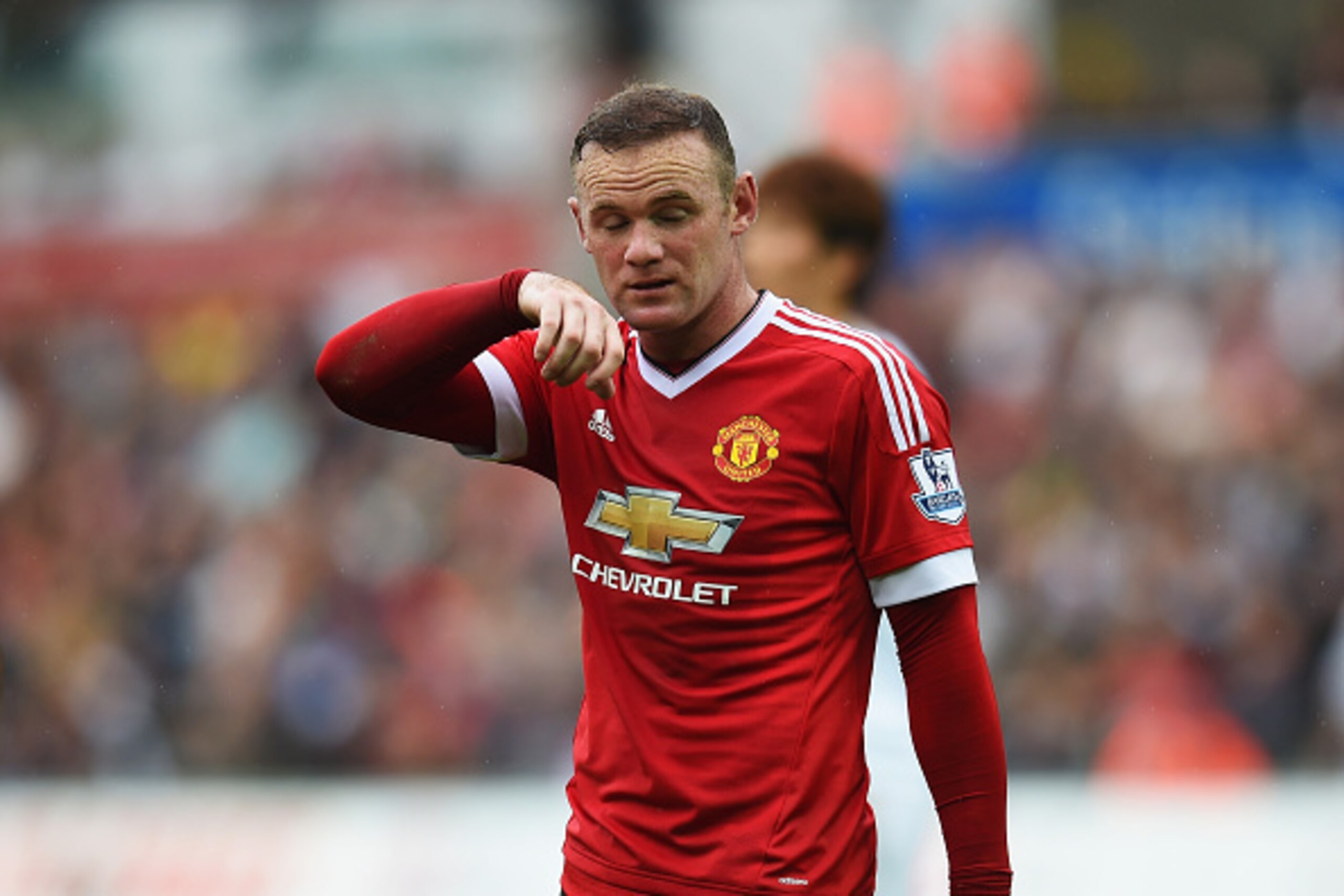 SWANSEA, WALES - AUGUST 30: Wayne Rooney of Manchester United looks dejected during the Barclays Premier League match between Swansea City and Manchester United at Liberty Stadium on August 30, 2015 in Swansea, Wales. (Photo by Michael Regan/Getty Image SWANSEA, WALES - AUGUST 30: Wayne Rooney of Manchester United looks dejected during the Barclays Premier League match between Swansea City and Manchester United at Liberty Stadium on August 30, 2015 in Swansea, Wales. (Photo by Michael Regan/Getty Image