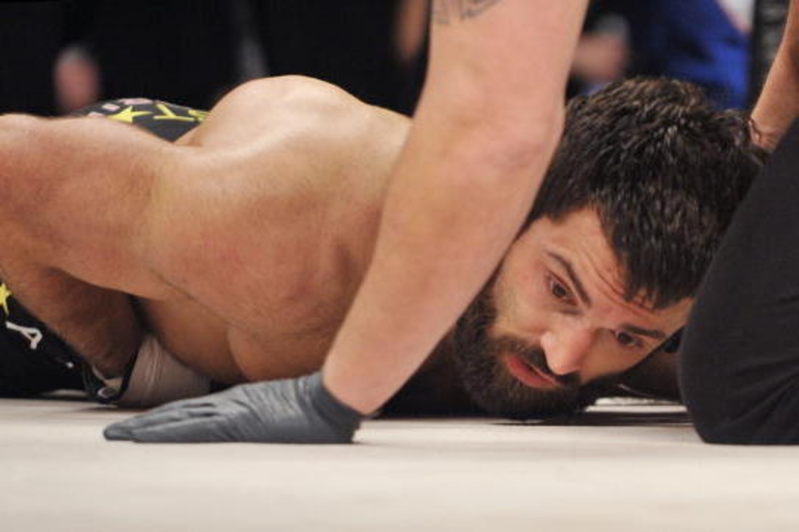 ANAHEIM, CA - JANUARY 24:  Affliction fighter Andrei Arlovski knocked out by Fedor Emelianenko during their Heavyweight bout at 'Affliction M-1 Global Day of Reckoning' at the Honda Center on January 24, 2009 in Anaheim, California.  (Photo by Jon Kopalof