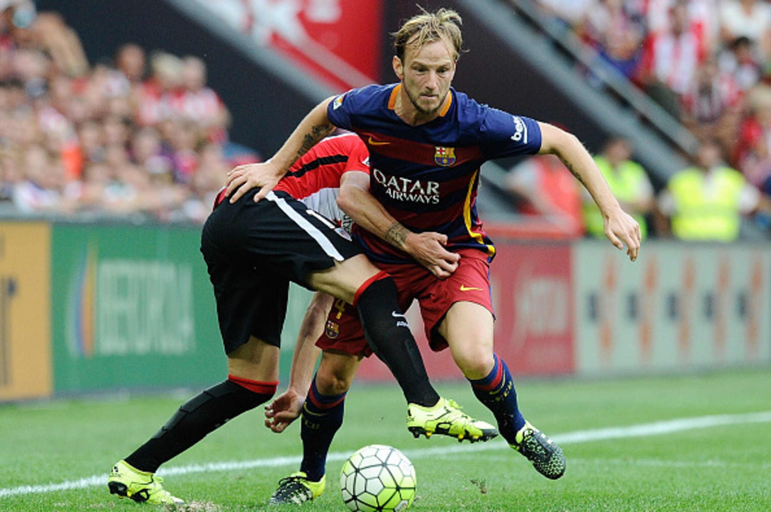 BILBAO, SPAIN - AUGUST 23:  Ivan Rakitic of FC Barcelona in action during the La Liga match between Athletic Club and FC Barcelona at San Mames Stadium on August 23, 2015 in Bilbao, Spain.  (Photo by Denis Doyle/Getty Images)