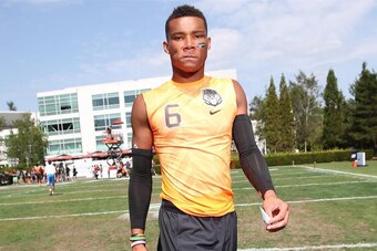 Demetris Robertson