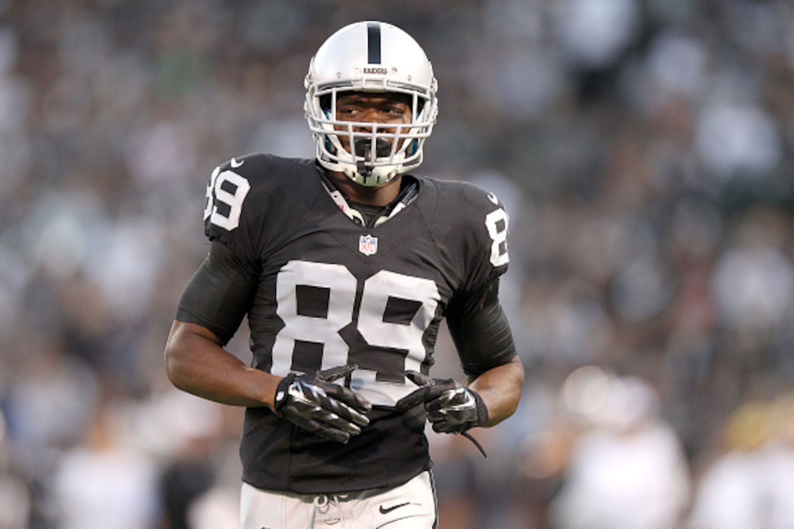 OAKLAND, CA - AUGUST 14: Amari Cooper #89 of the Oakland Raiders in action during their game against the St. Louis Rams at O.co Coliseum on August 14, 2015 in Oakland, California. (Photo by Ezra Shaw/Getty Images) OAKLAND, CA - AUGUST 14: Amari Cooper #89 of the Oakland Raiders in action during their game against the St. Louis Rams at O.co Coliseum on August 14, 2015 in Oakland, California. (Photo by Ezra Shaw/Getty Images)