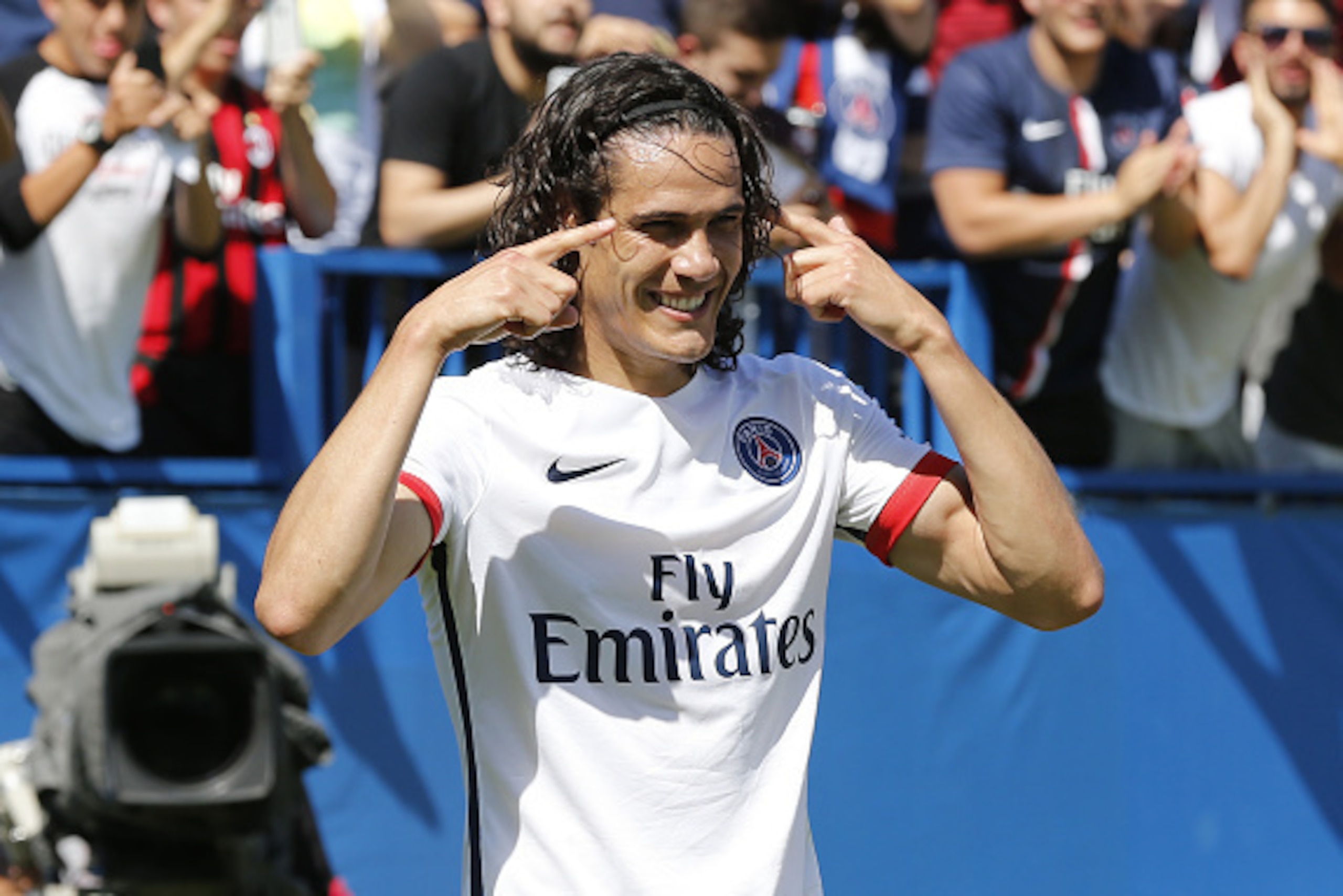 MONTREAL, QC - AUGUST 1: Edinson Cavani of PSG celebrates scoring the second goal for his team during the 2015 Trophee des Champions between Paris Saint-Germain (PSG) and Olympique Lyonnais (OL) at Stade Saputo on August 1, 2015 in Montreal, Quebec, Canad