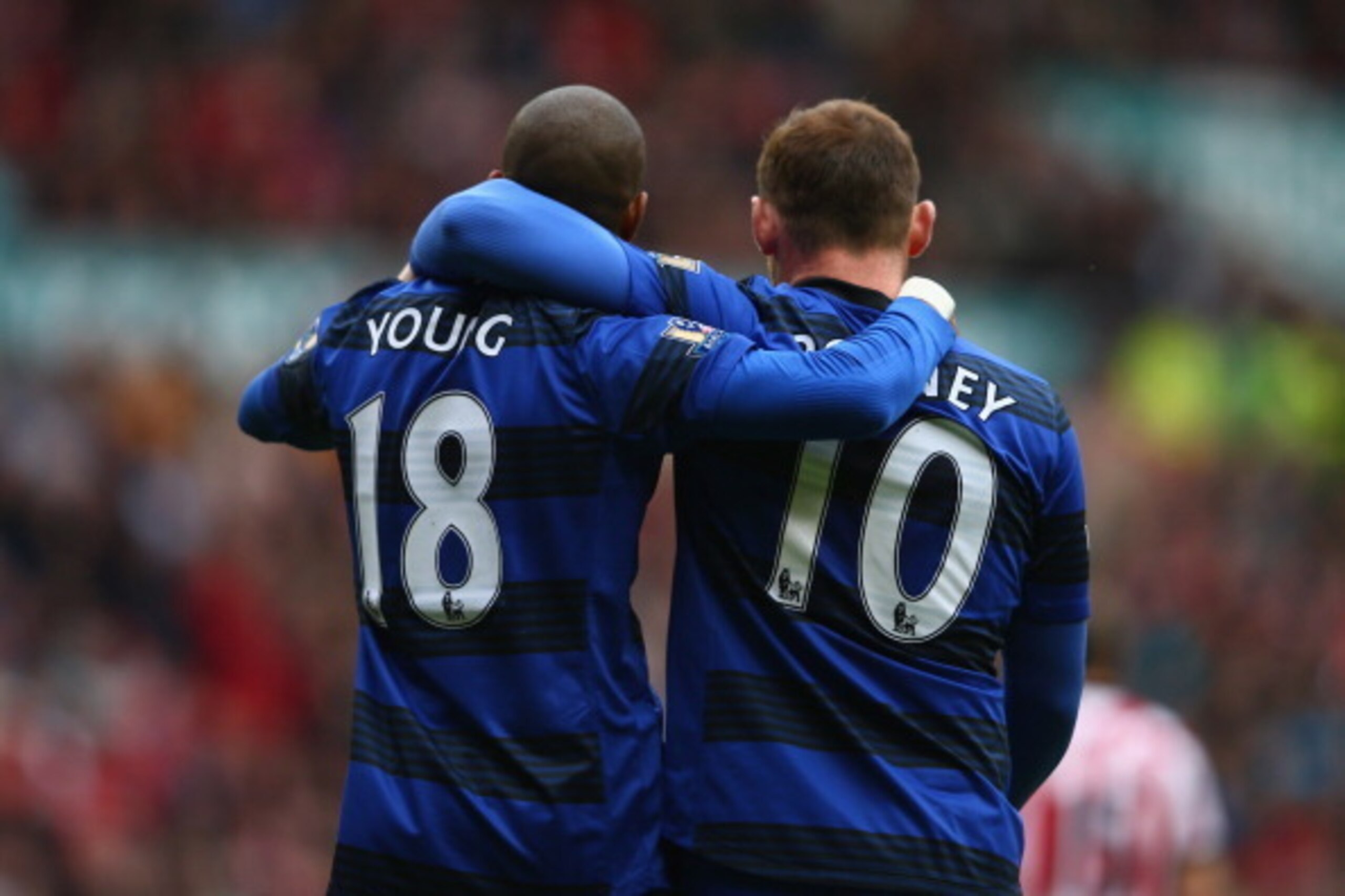 SUNDERLAND, ENGLAND - MAY 13:  Wayne Rooney of Manchester United celebrates his goal during the Barclays Premier League match between Sunderland and Manchester United at Stadium of Light on May 13, 2012 in Sunderland, England.  (Photo by Clive Mason/Getty