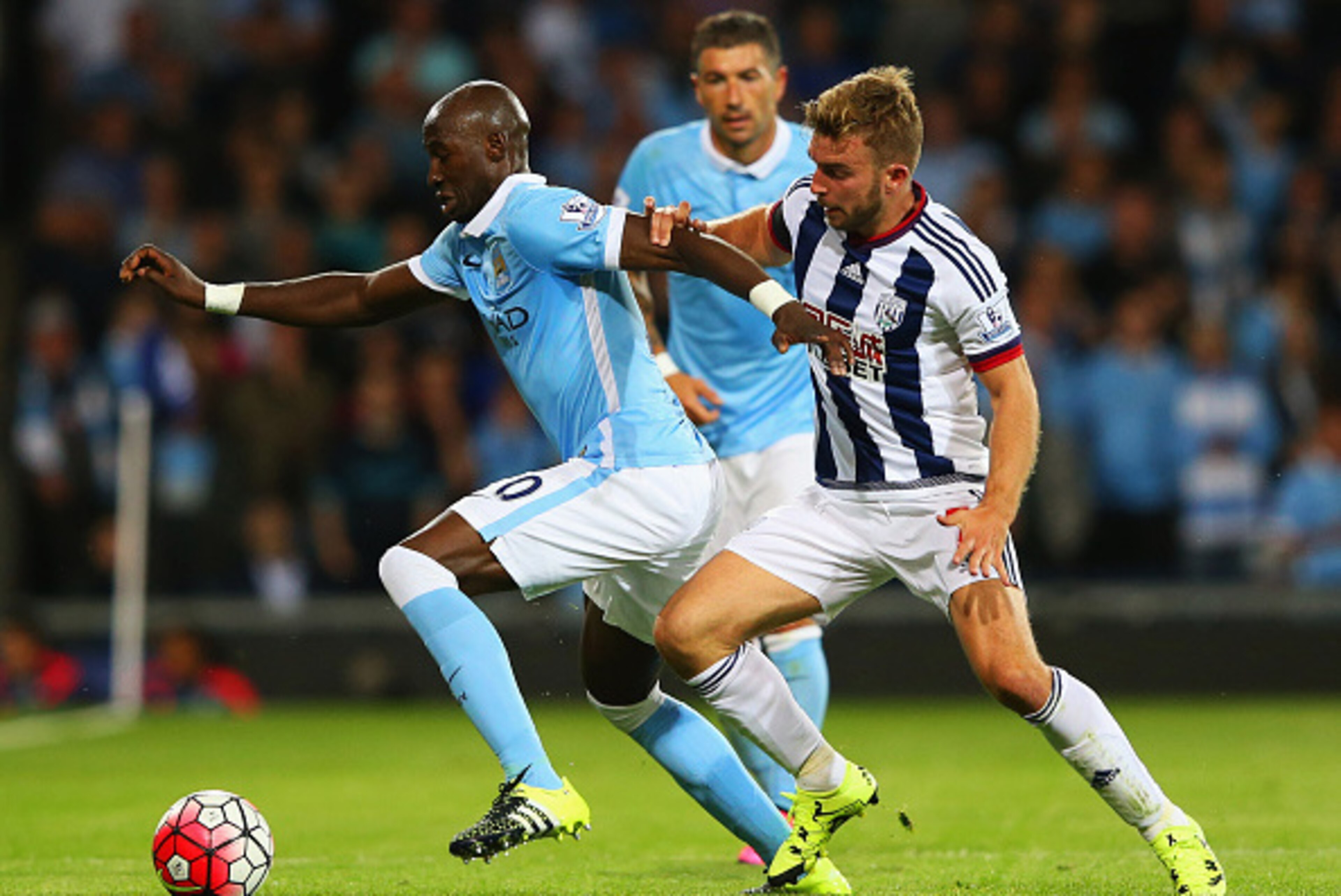 WEST BROMWICH, ENGLAND - AUGUST 10: Eliaquim Mangala of Manchester City evades James Morrison of West Bromwich Albion during the Barclays Premier League match between West Bromwich Albion and Manchester City at The Hawthorns on August 10, 2015 in West Br WEST BROMWICH, ENGLAND - AUGUST 10: Eliaquim Mangala of Manchester City evades James Morrison of West Bromwich Albion during the Barclays Premier League match between West Bromwich Albion and Manchester City at The Hawthorns on August 10, 2015 in West Br