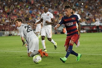 1-0 goal of Neymar da Silva Santos Junior of FC Barcelona during the Joan Gamper Trophy match between Barcelona and AS Roma on August 5, 2015 at the Camp Nou stadium in Barcelona, Spain.(Photo by VI Images via Getty Images)