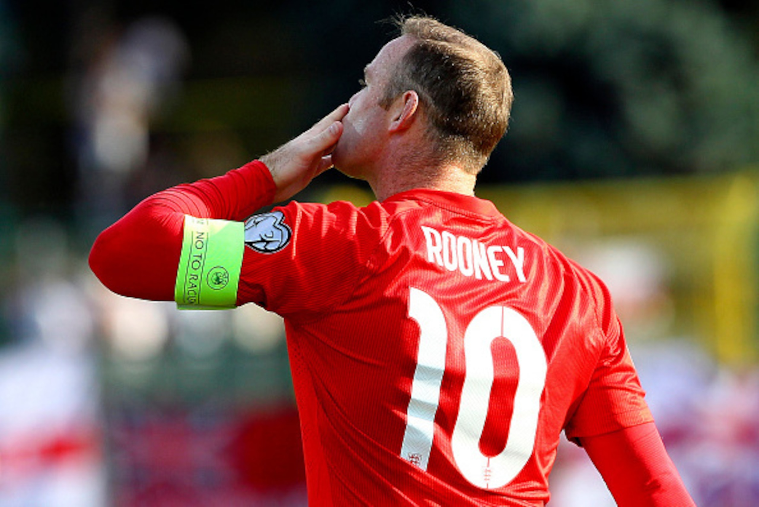 SAN MARINO, ITALY - SEPTEMBER 05:  Wayne Rooney of England celebrates after scoring the opening goal during the UEFA EURO 2016 Qualifier between San Marino and England at Stadio Olimpico on September 5, 2015 in San Marino, Italy.  (Photo by Marco Luzzani/