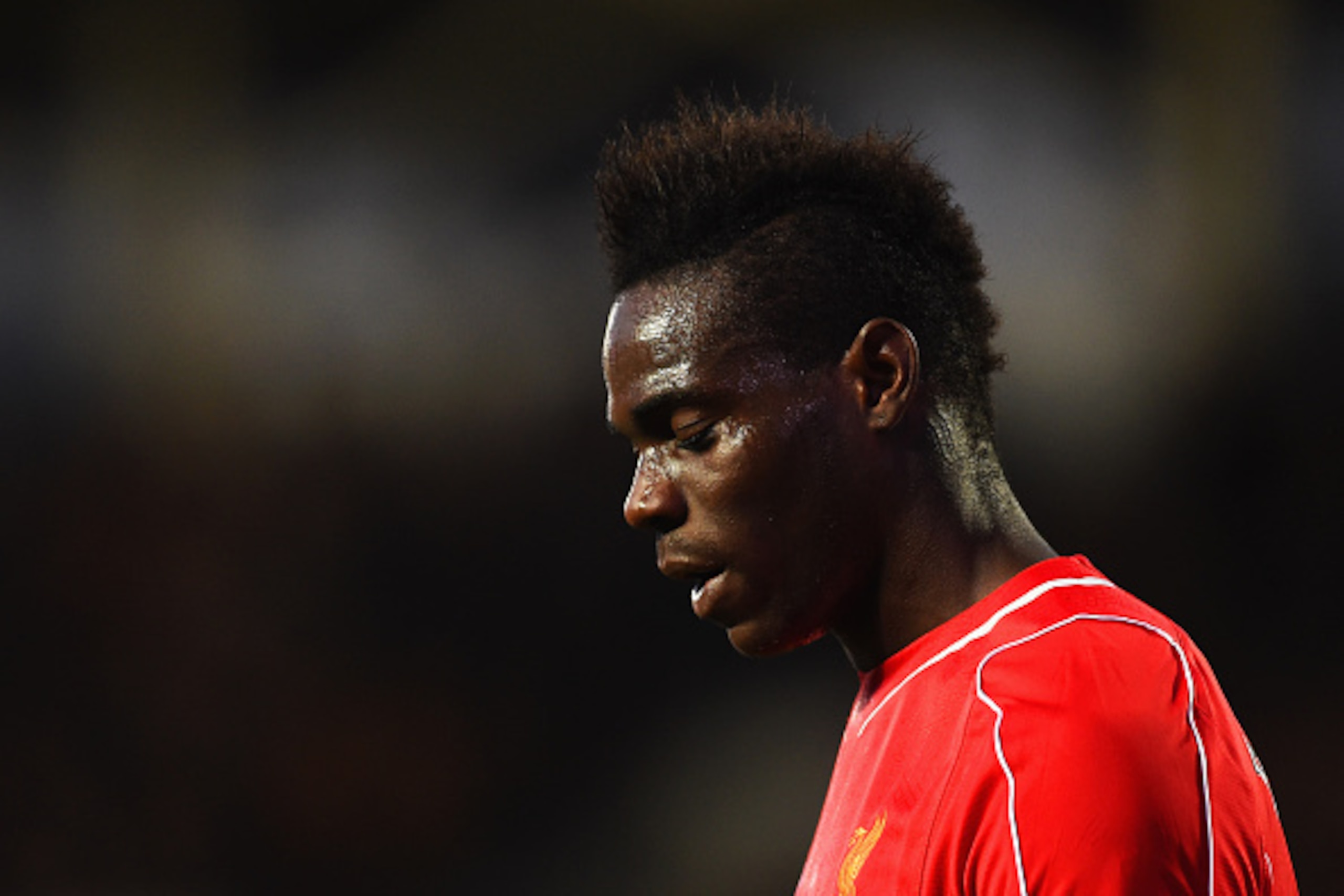 HULL, ENGLAND - APRIL 28:  Mario Balotelli of Liverpool looks on during the Barclays Premier League match between Hull City and Liverpool at KC Stadium on April 28, 2015 in Hull, England.  (Photo by Laurence Griffiths/Getty Images)